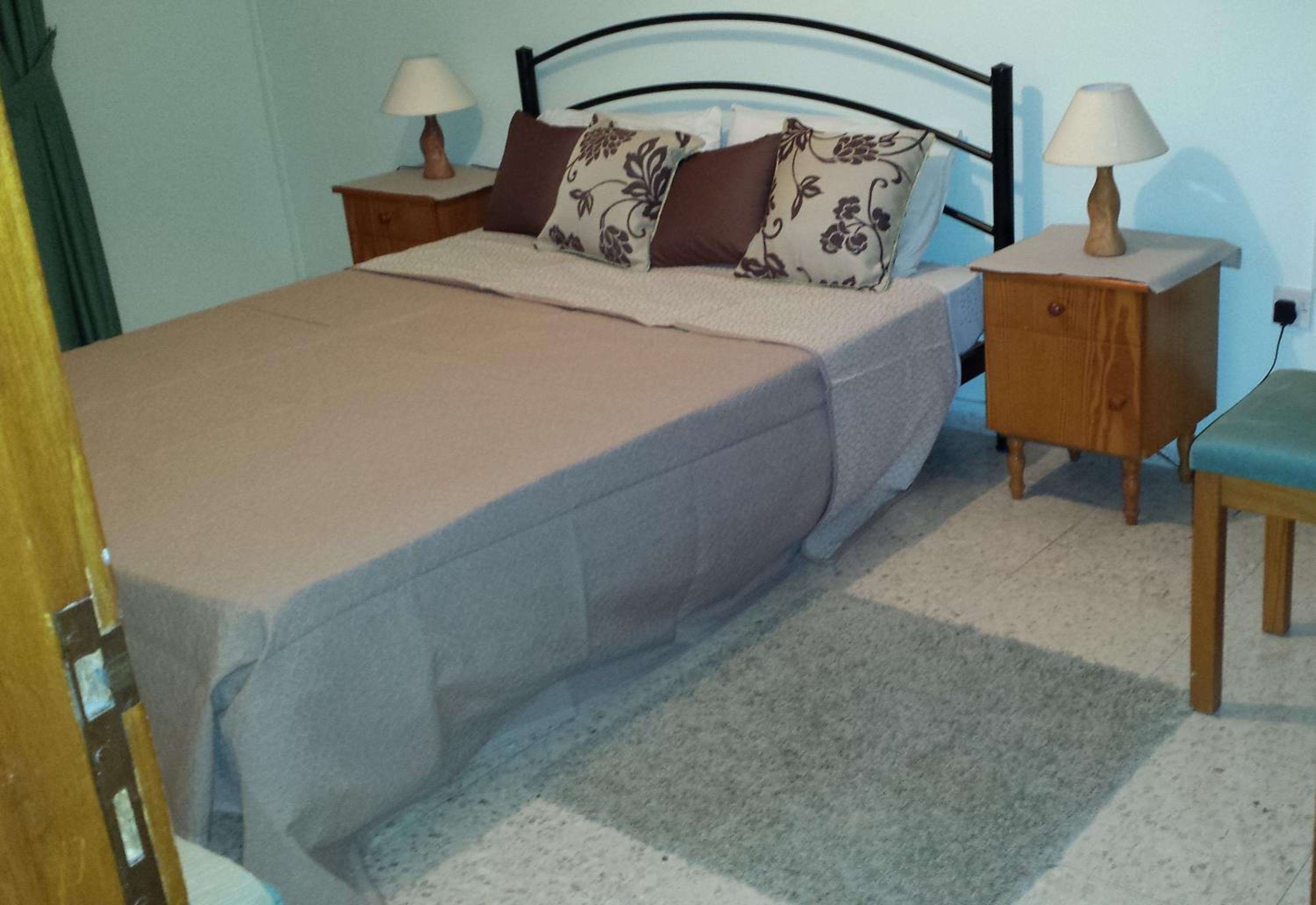 Standard Two-Bedroom Apartment photo 2