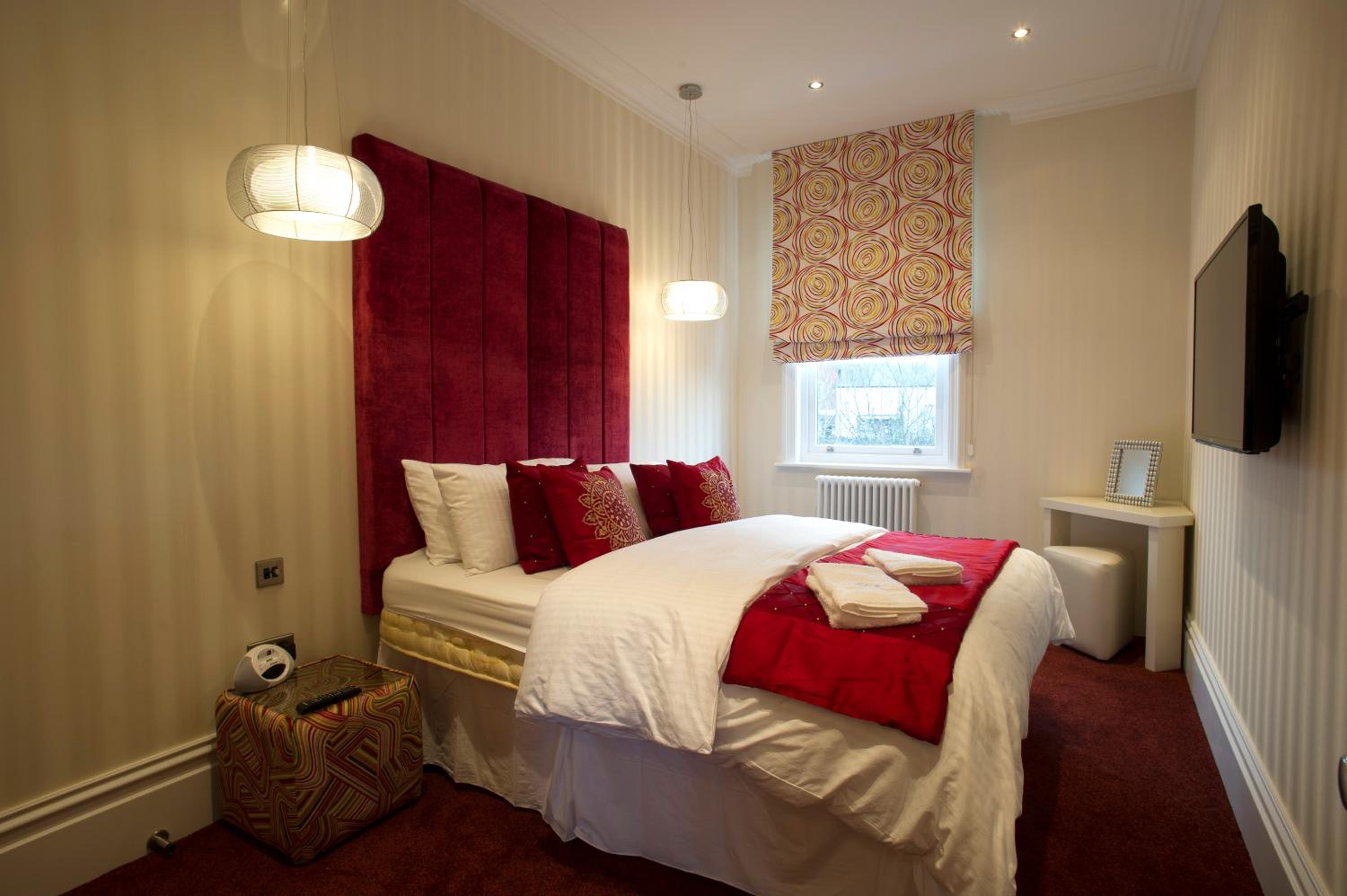 Three-Bedroom Luxury Duplex Suite photo 3