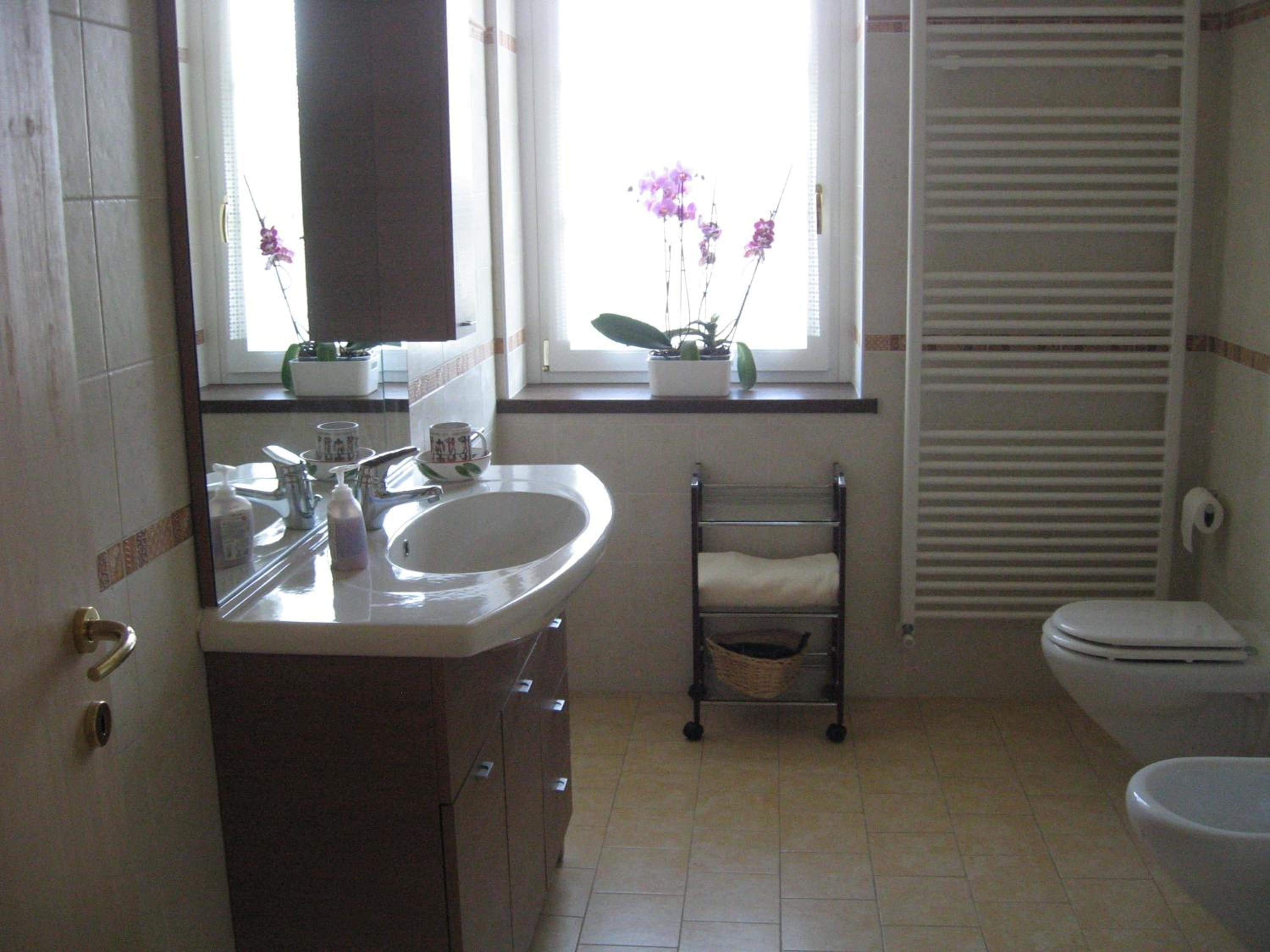 One-Bedroom Apartment with Patio - Annex photo 3