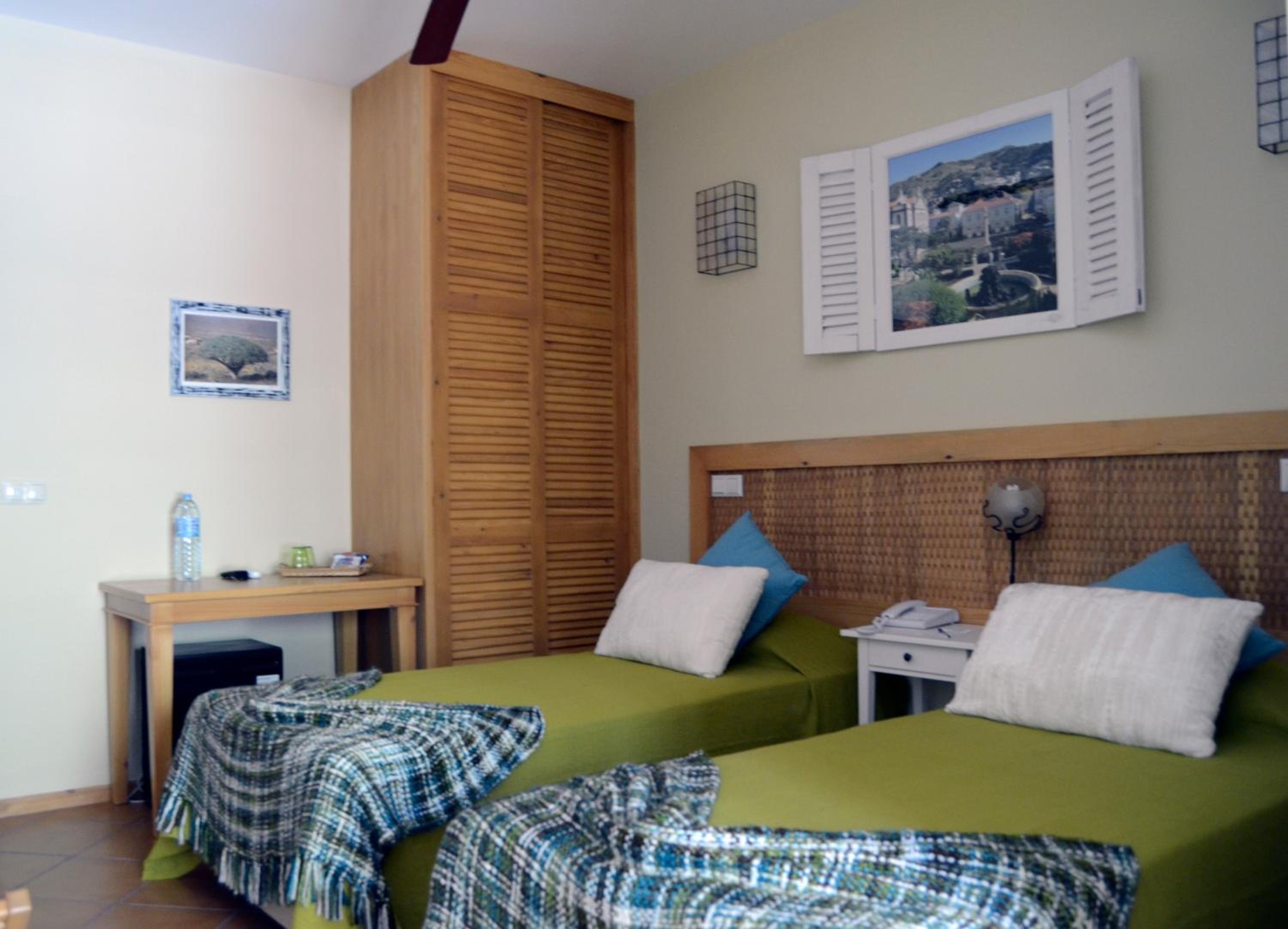 Double or Twin Room photo 2