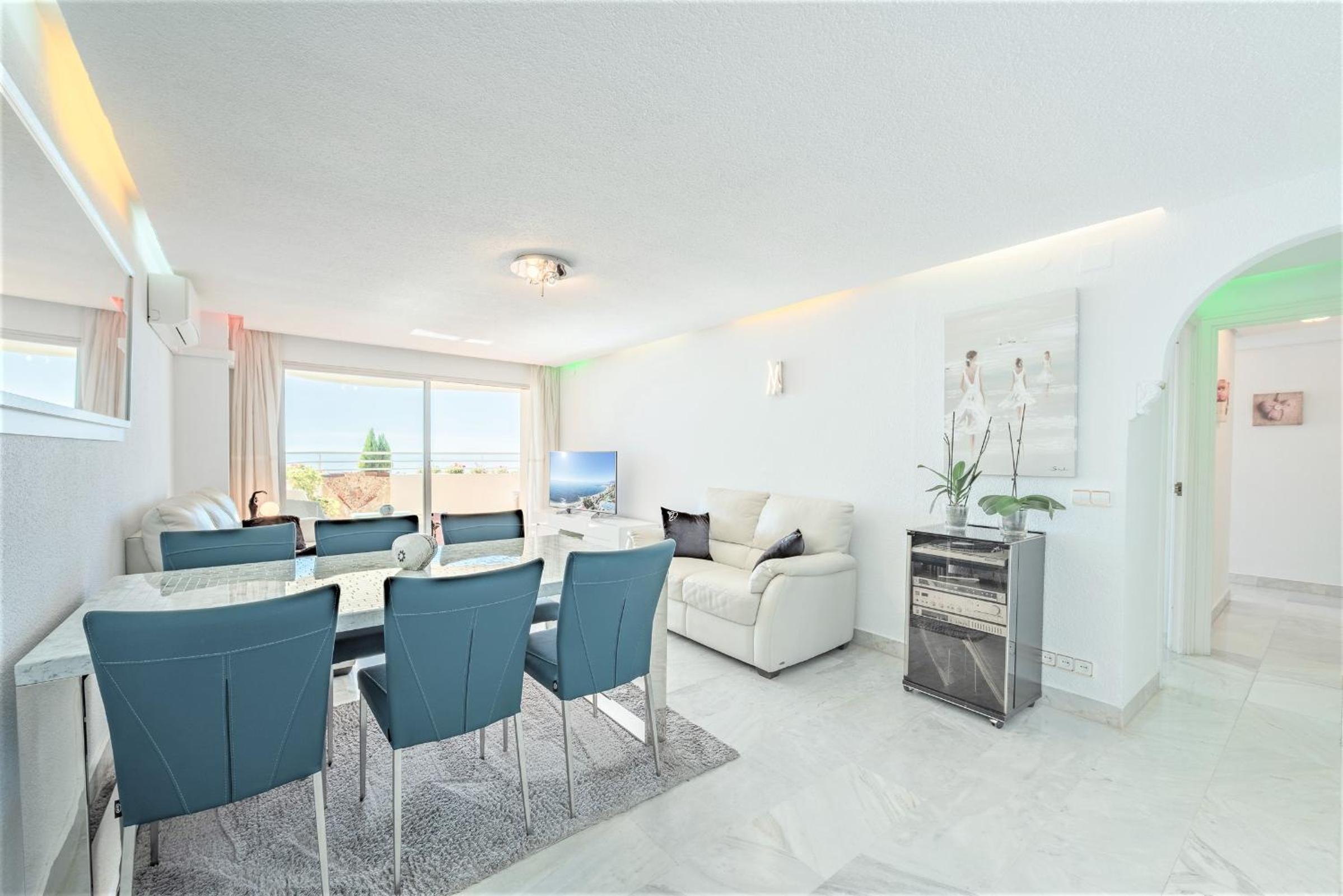 Apartment with Sea View thumbnail 6