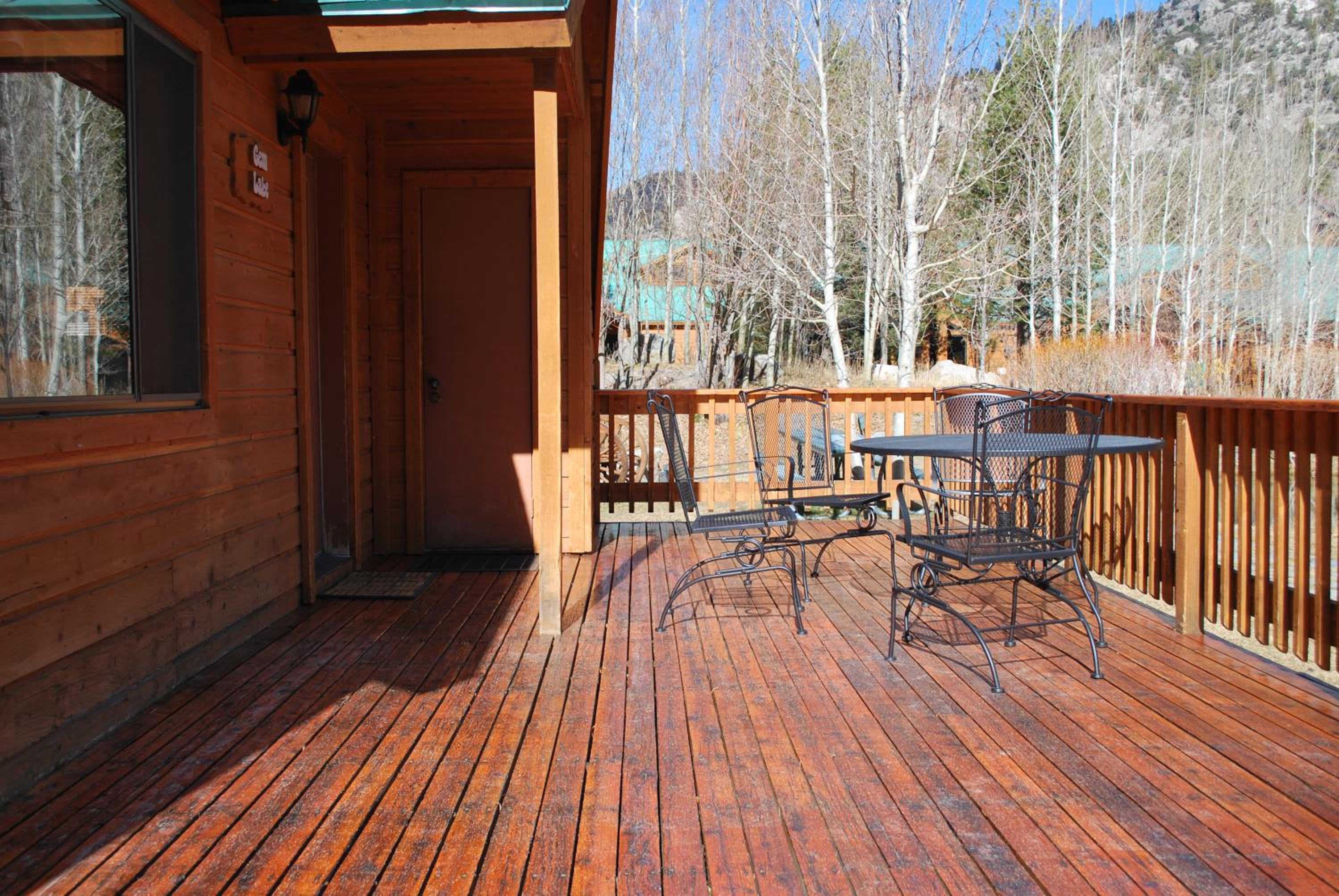 Two-Bedroom Cabin photo 2