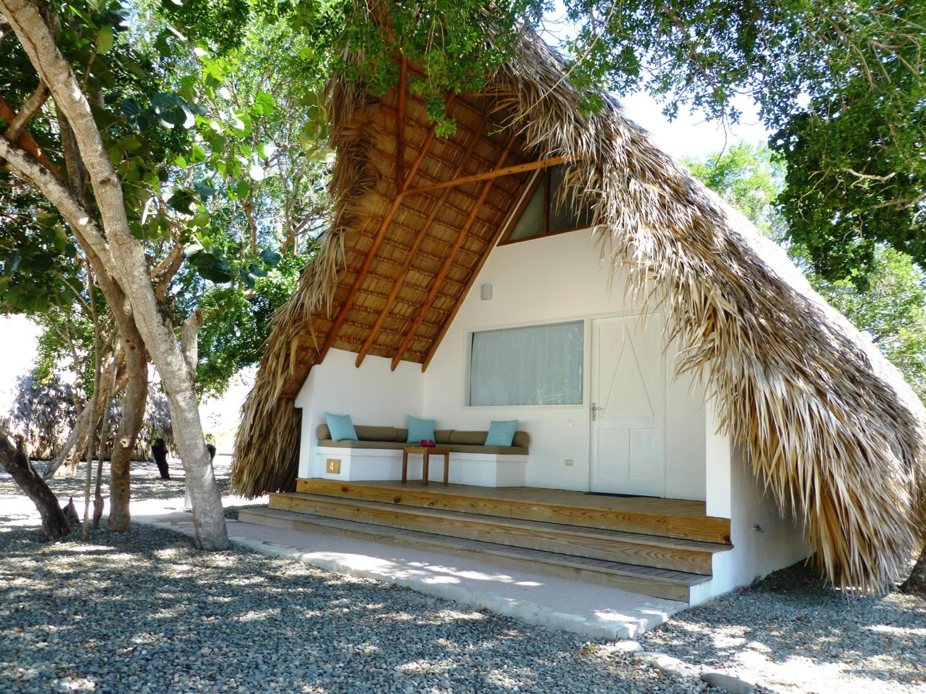 Bungalow Deluxe Ocean Front photo 2