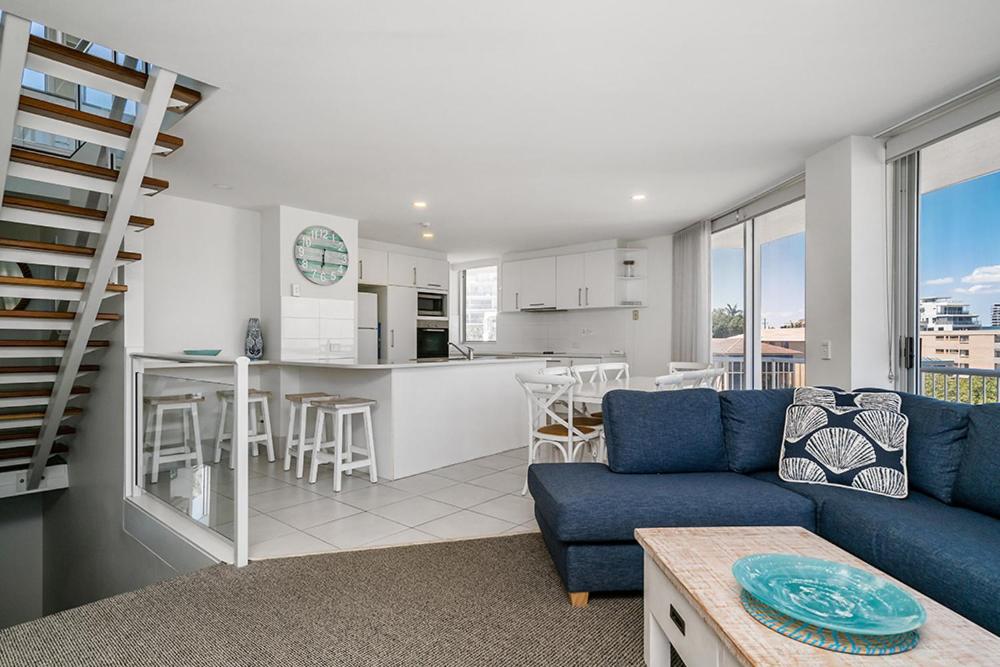 Three-Bedroom Penthouse Apartment