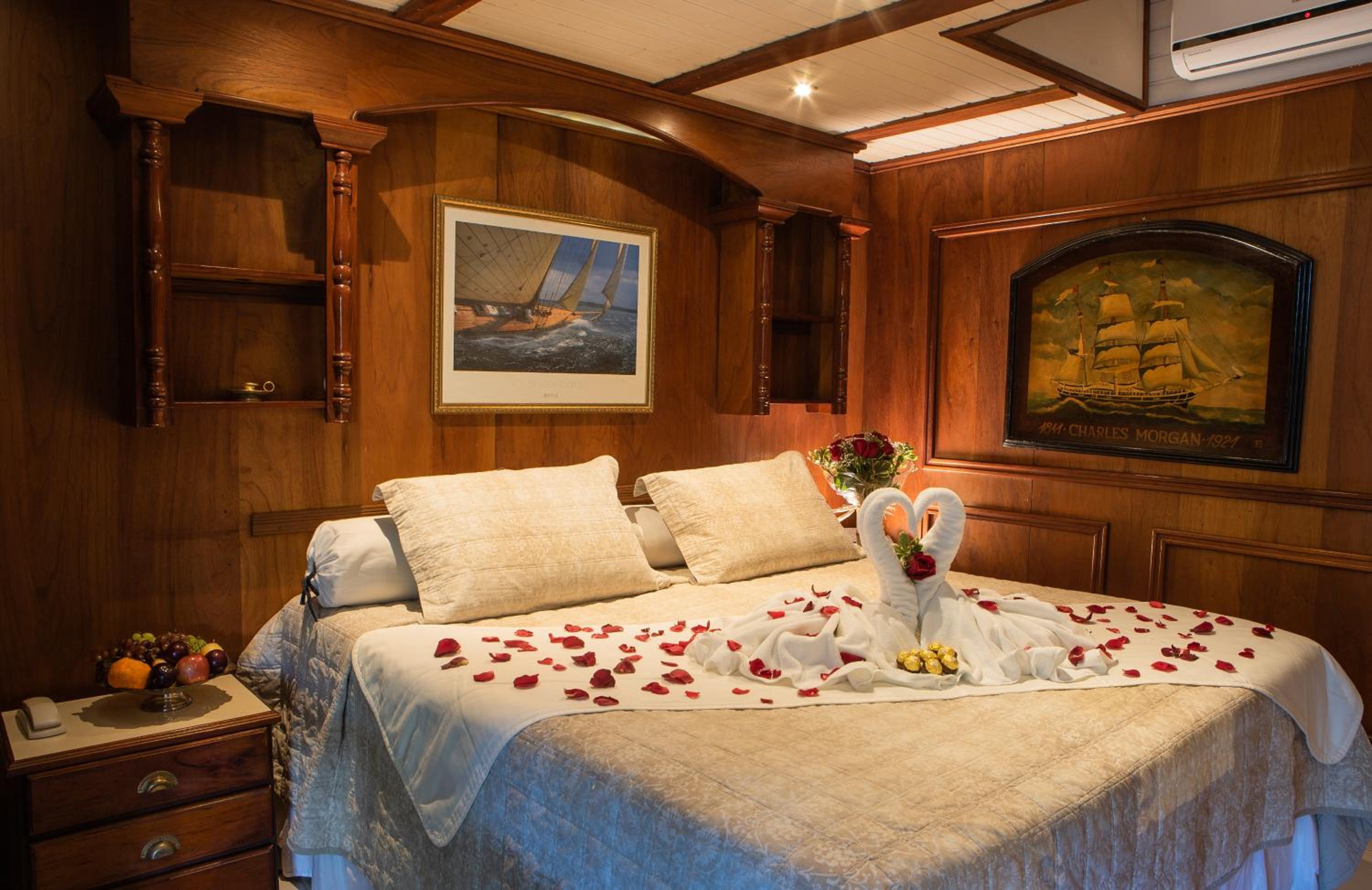 Double or Twin Master Suite  - Photo 13