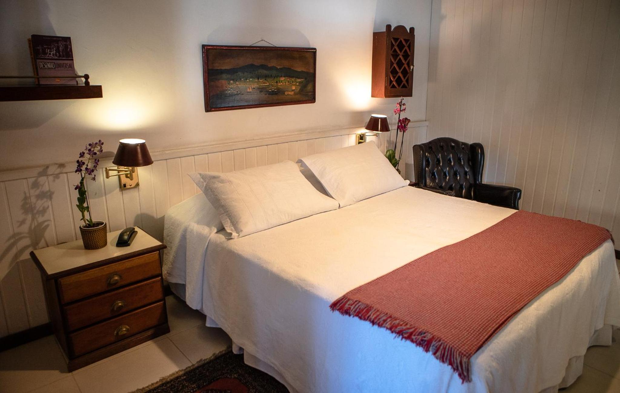 Standard Double or Twin Room - Photo 2