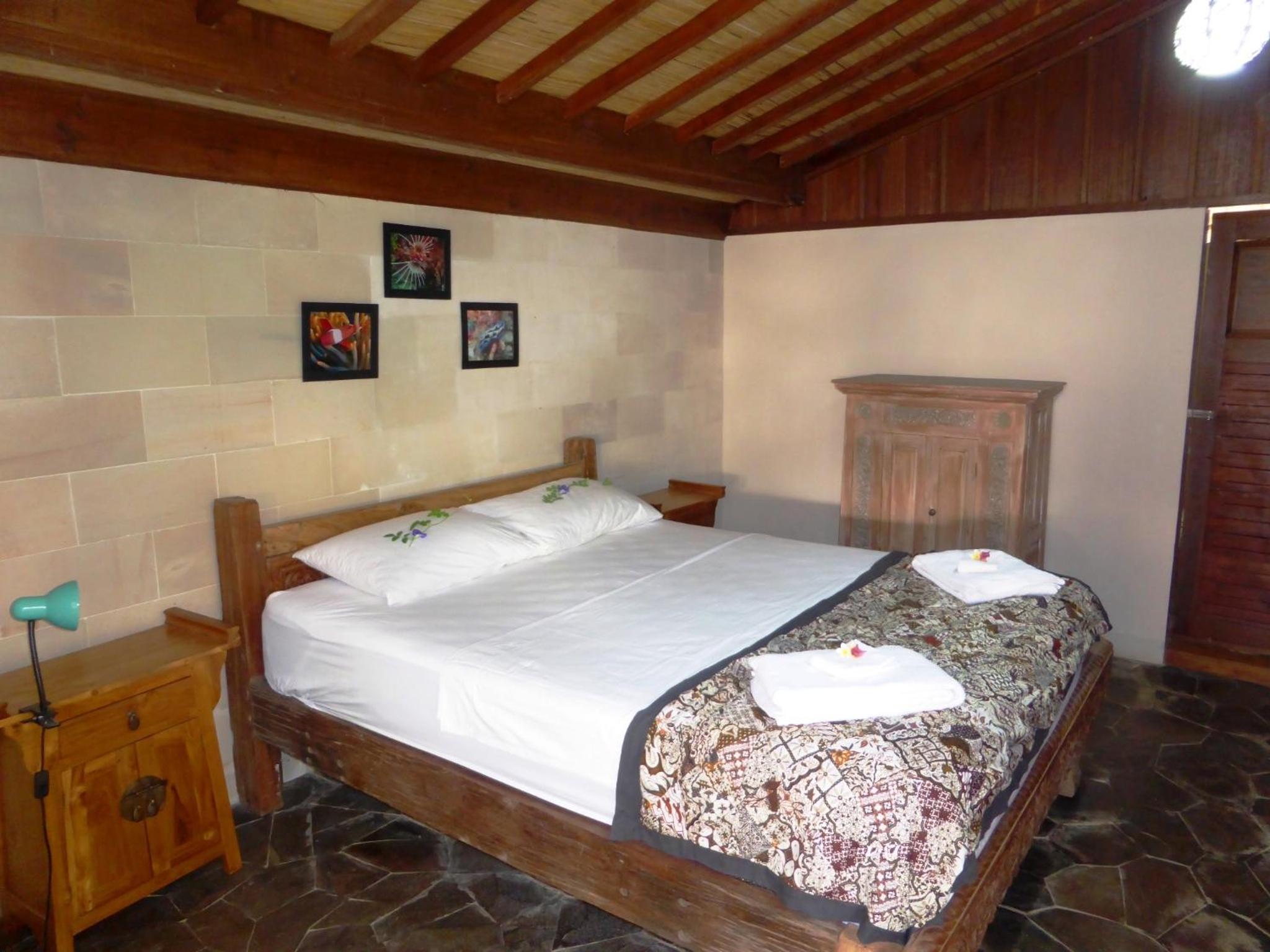 Villa With Garden View - Photo 2