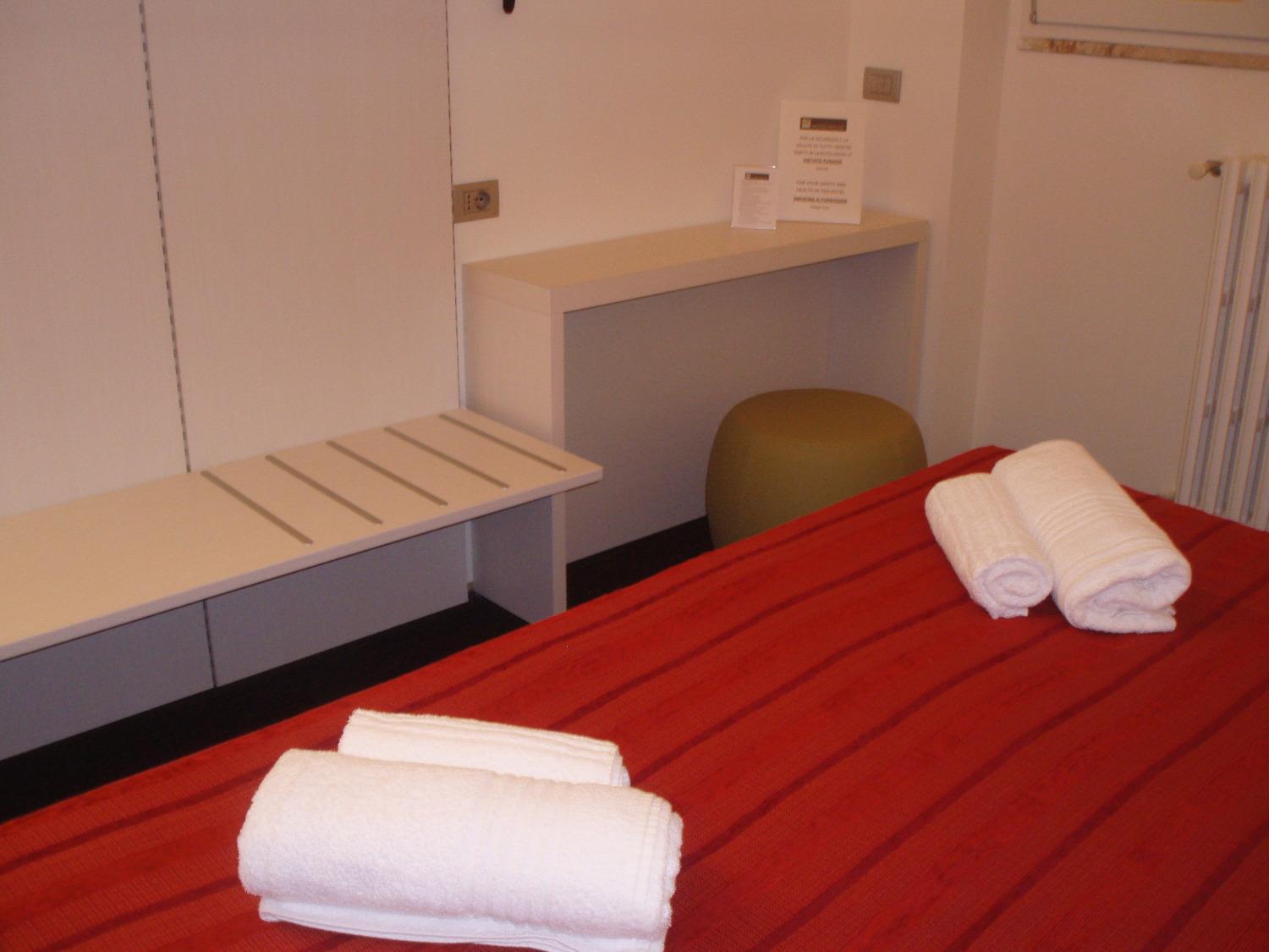 Double or Twin Room - Photo 1