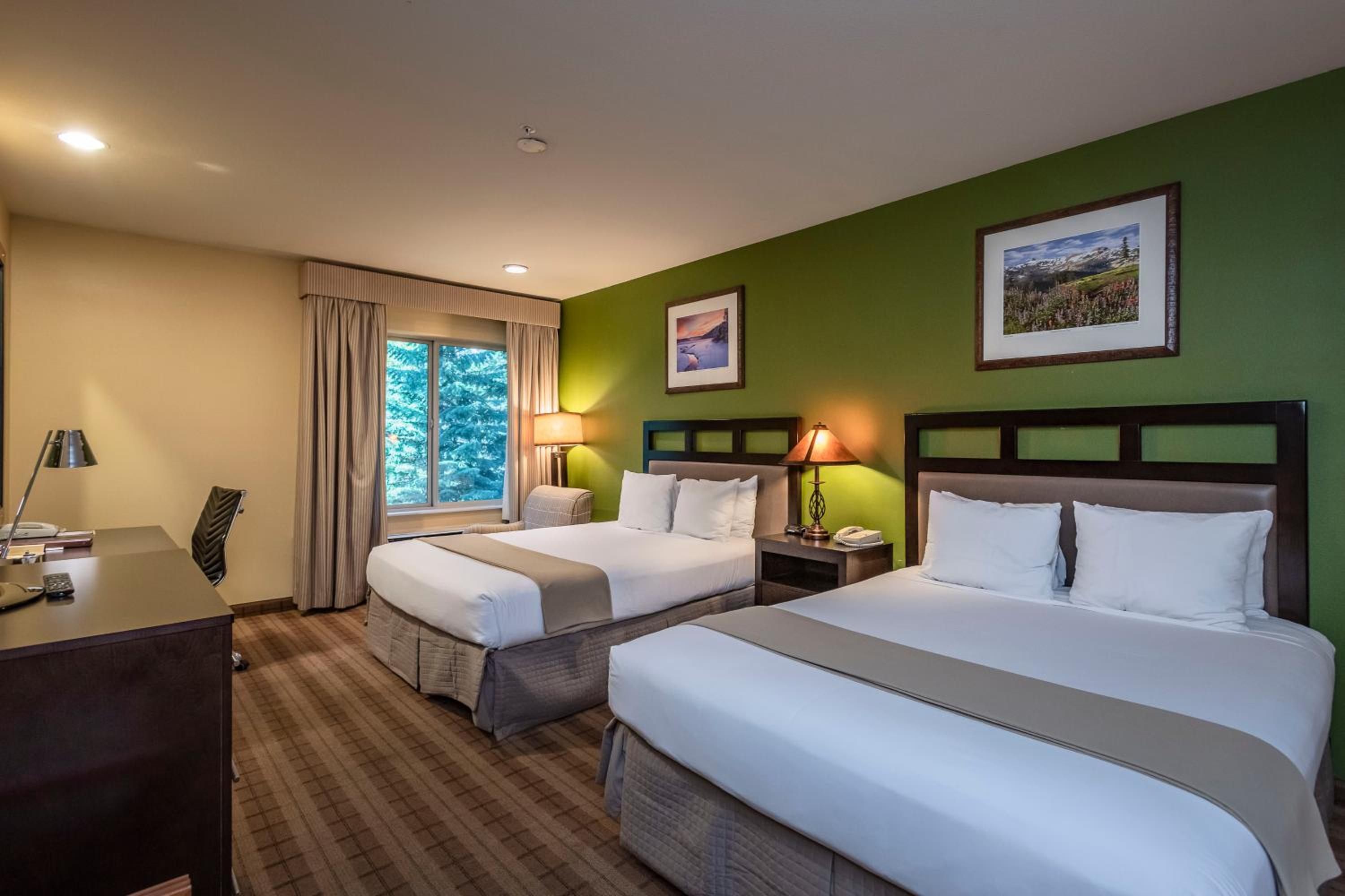 Queen Room with Two Queen Beds - Photo 1