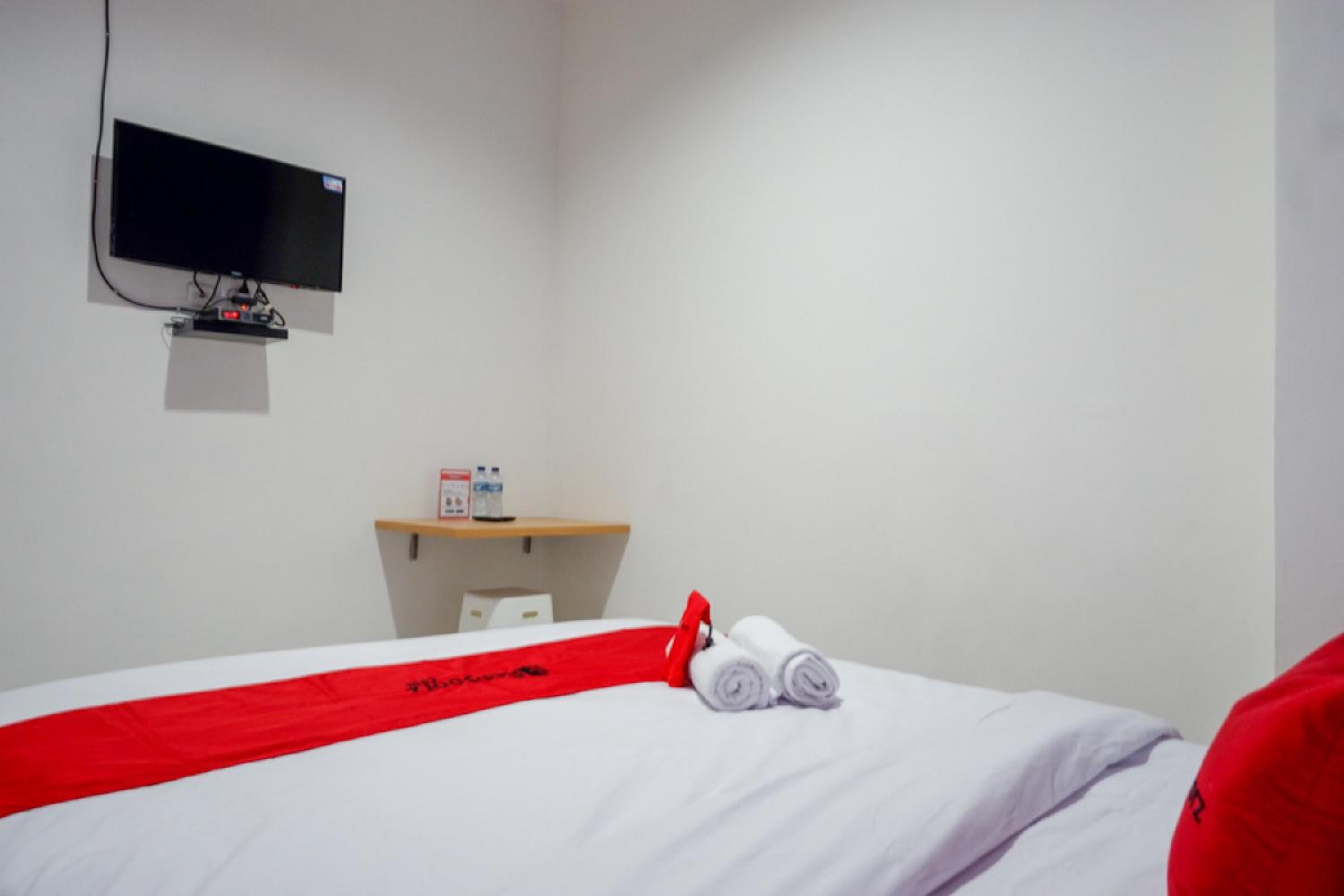 Double Room - Photo 2