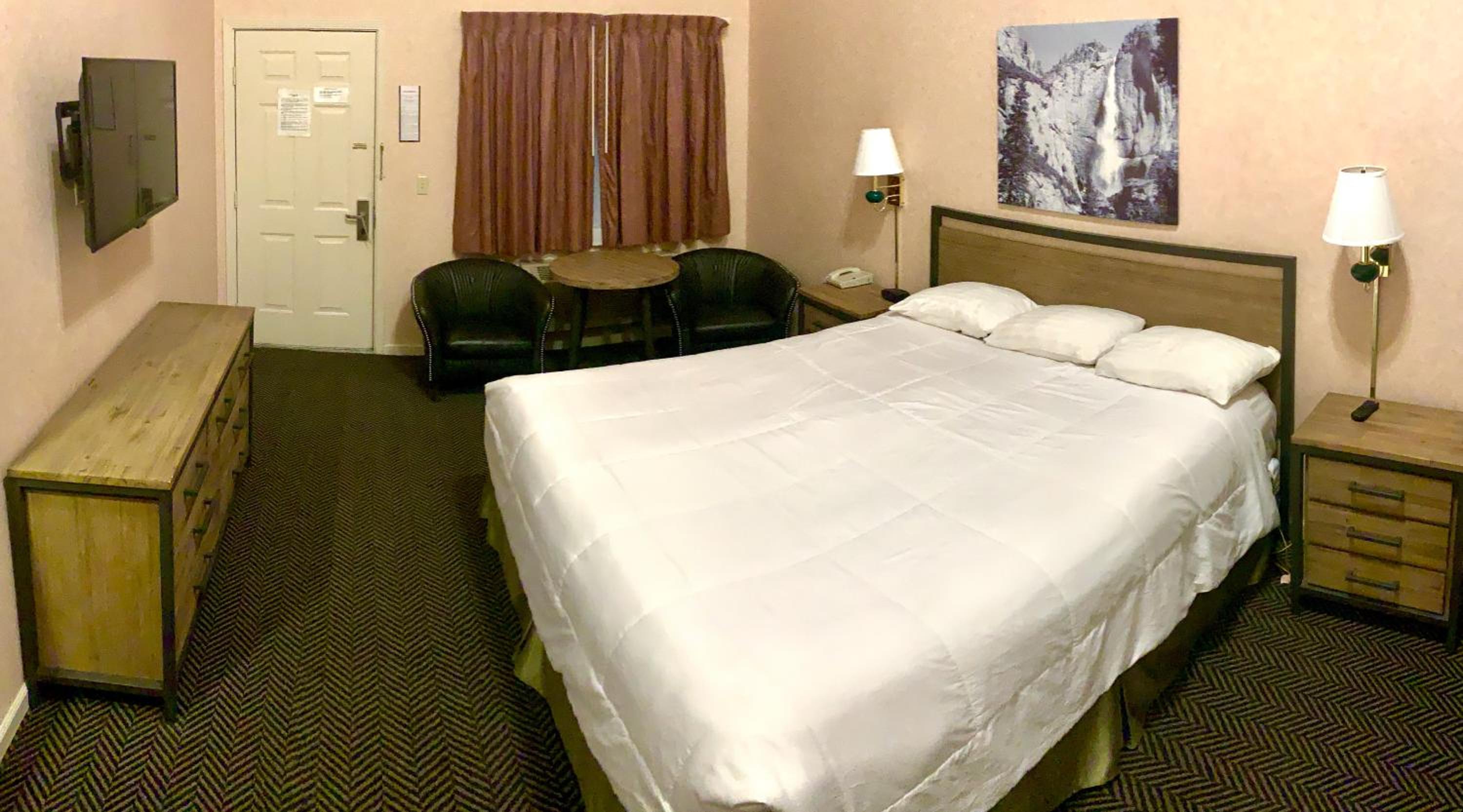 Quadruple Room - Photo 2