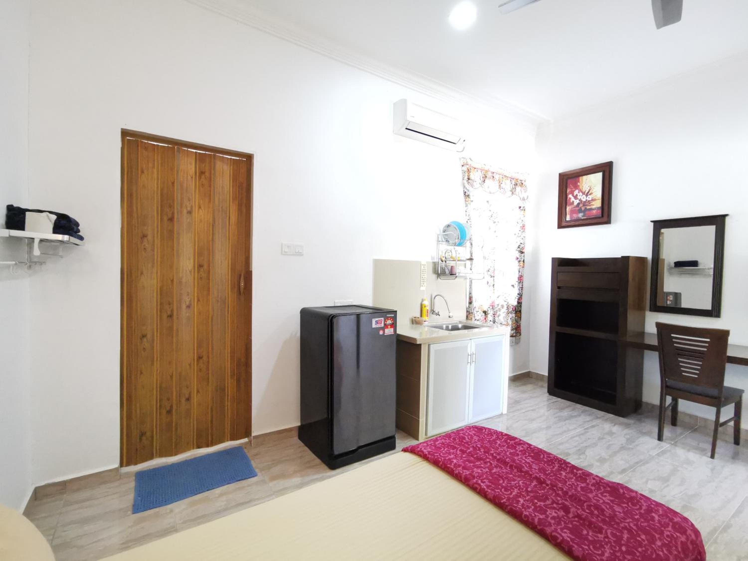 Triple Room - Photo 17
