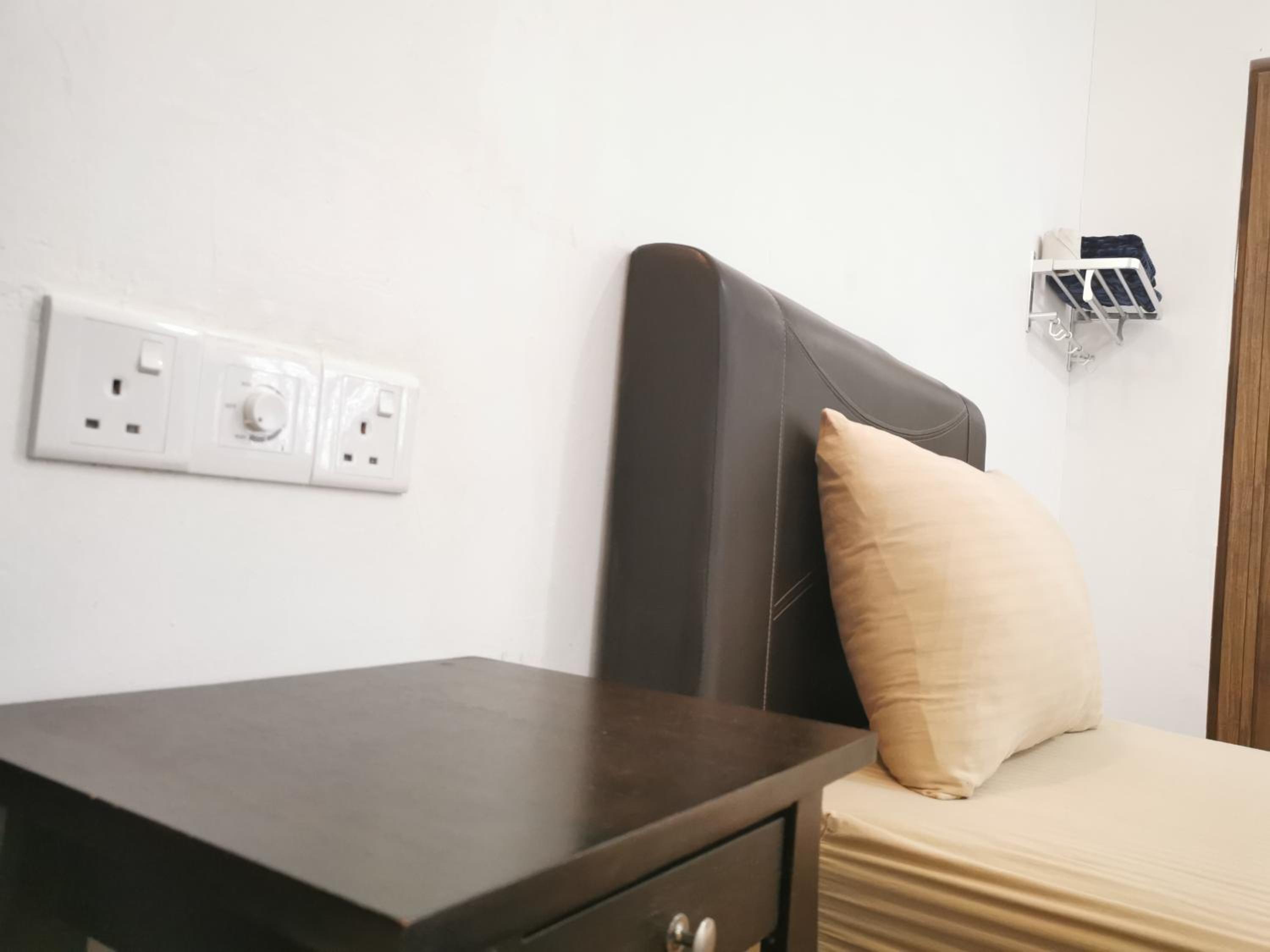 Triple Room - Photo 16