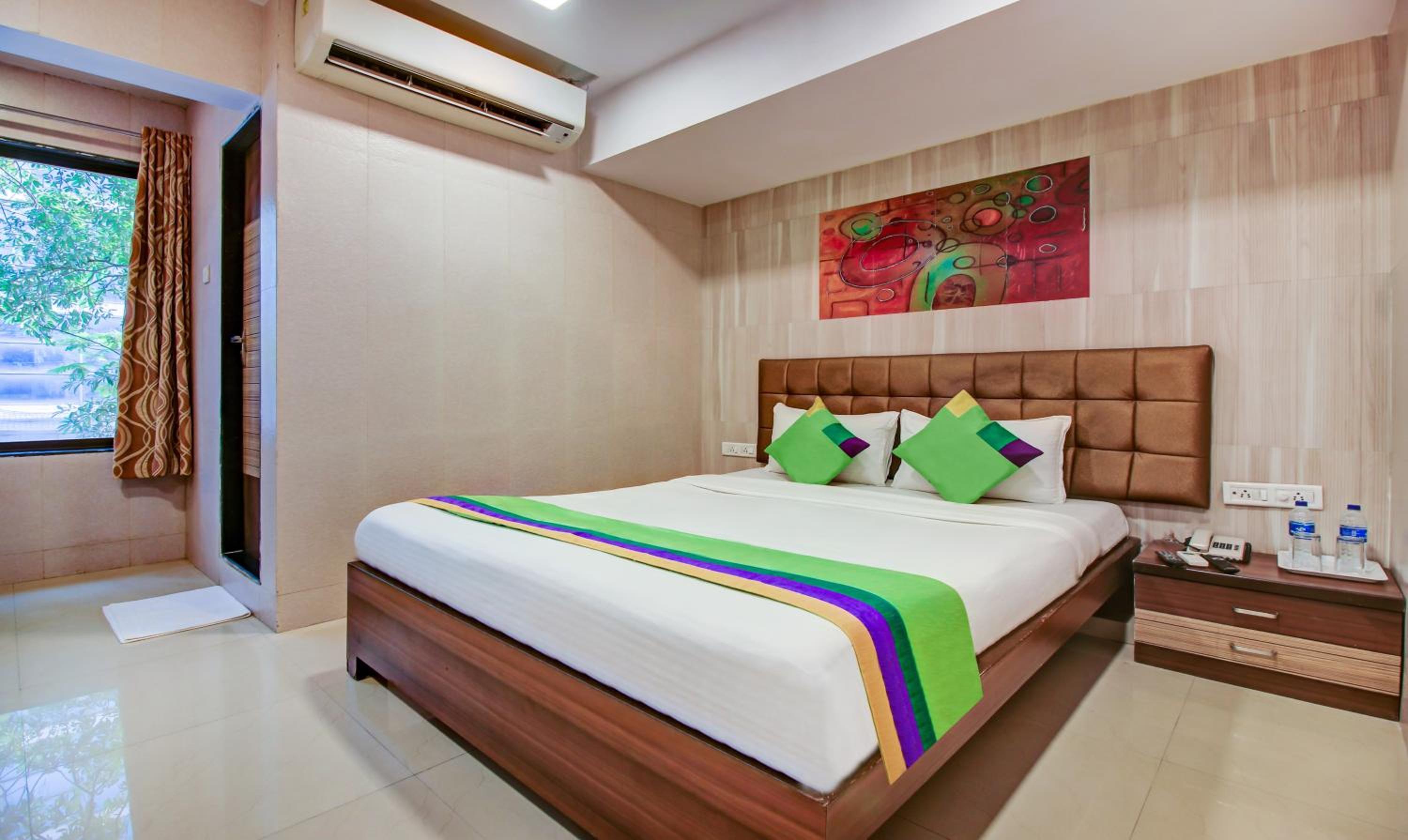 Standard Double Room - Photo 7