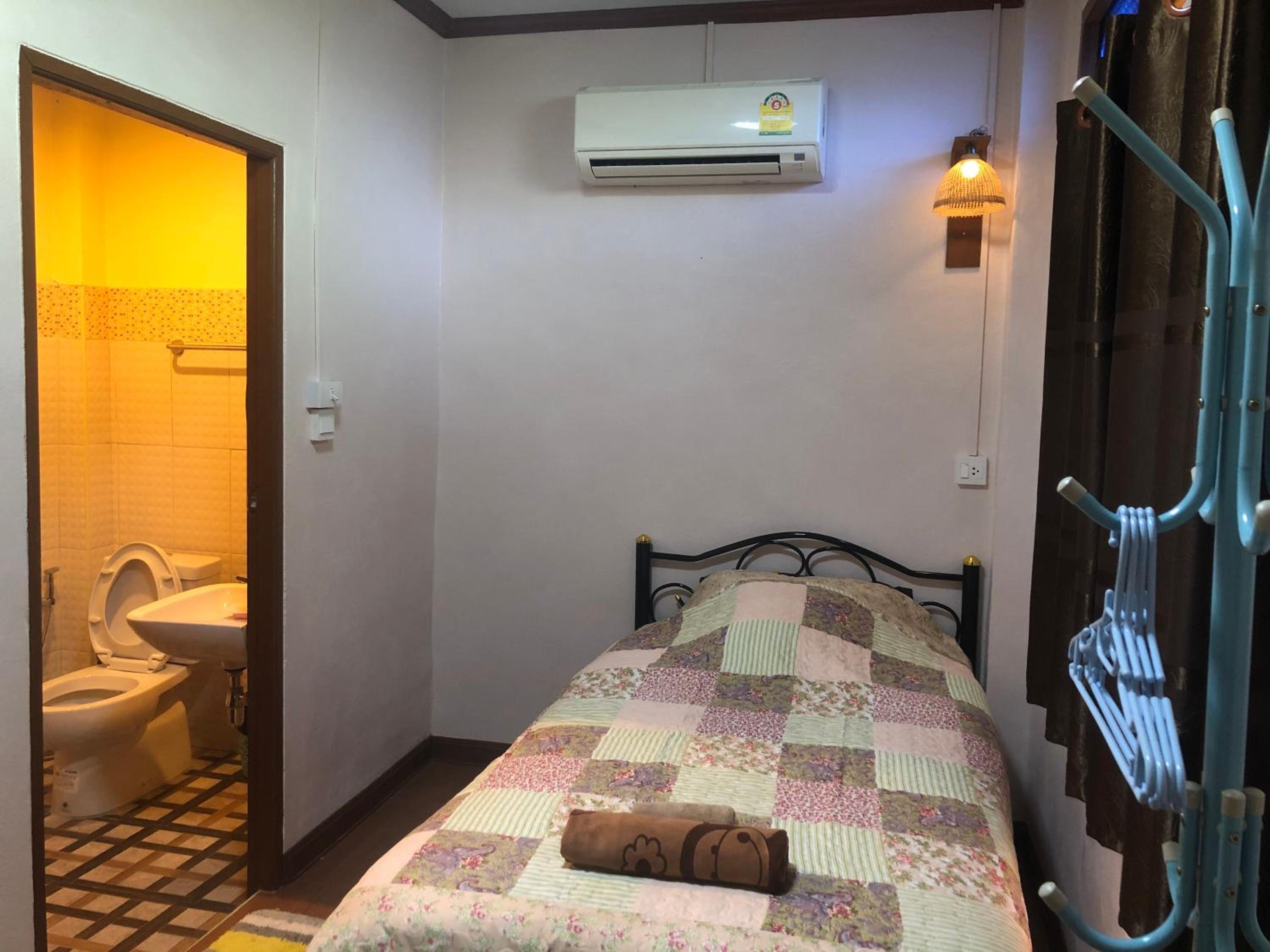 Small Single Room
