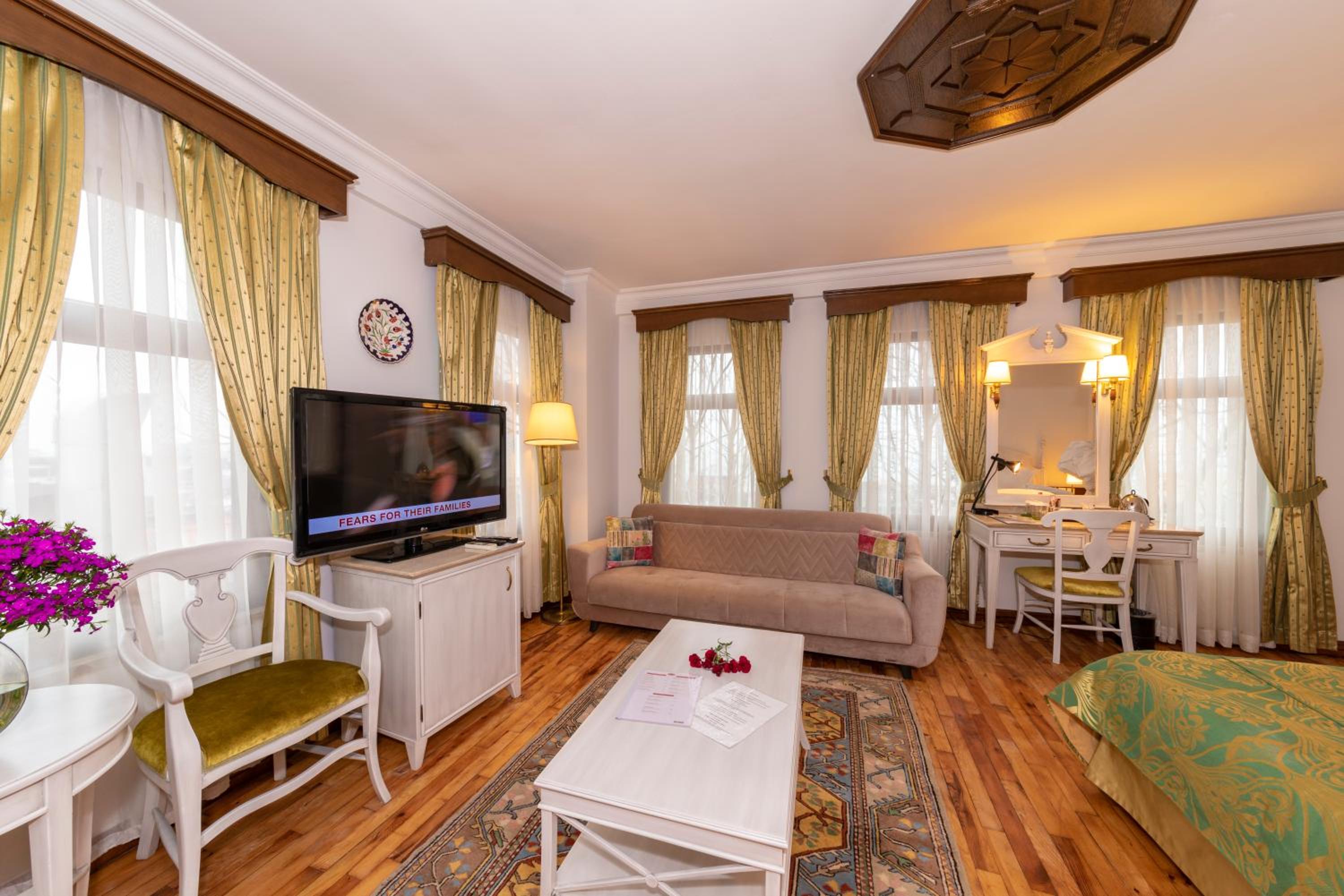 Imperial Suite photo 2