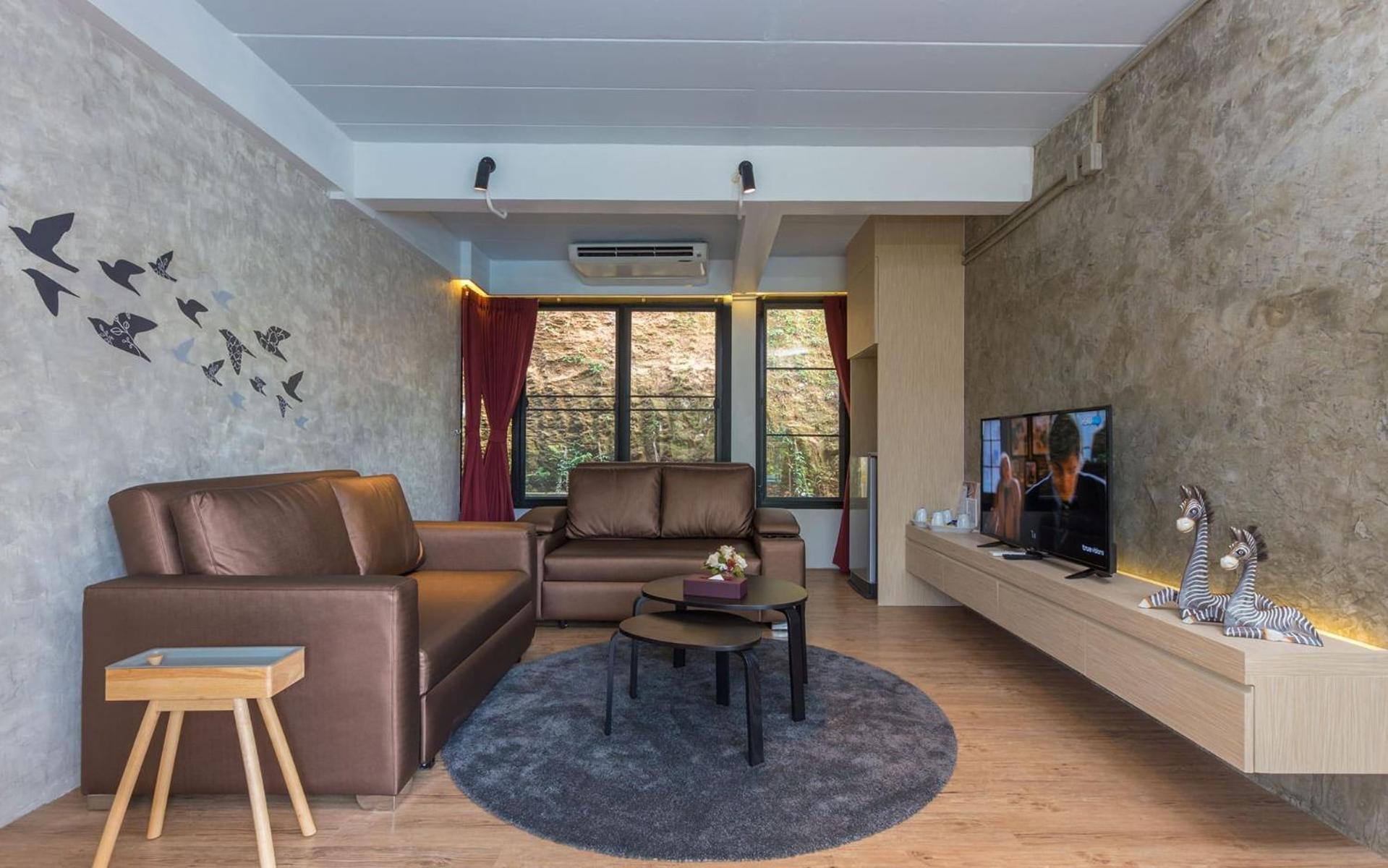 Villa with Private Pool - Photo 4