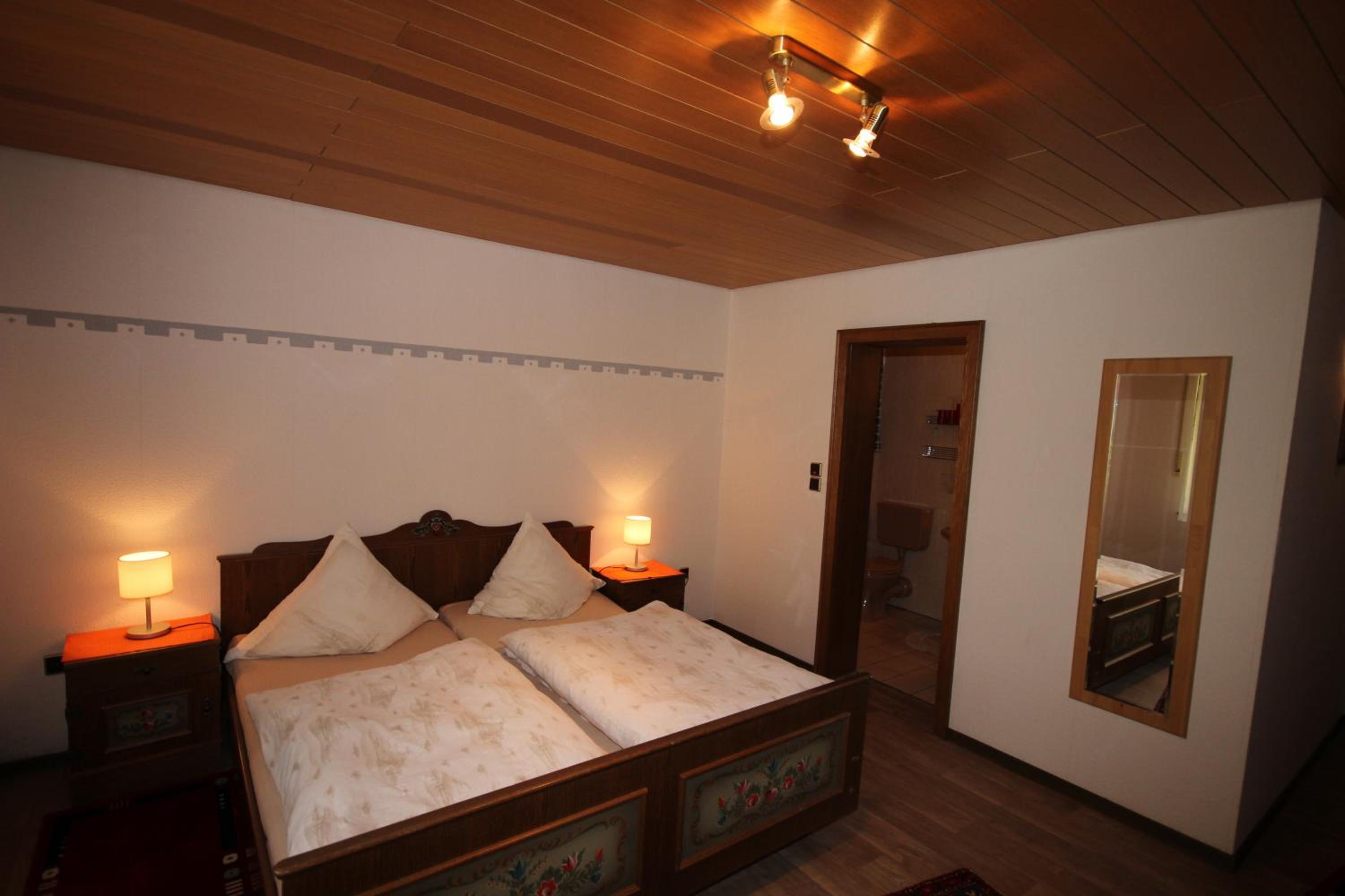Apartment (6 Adults) photo 2
