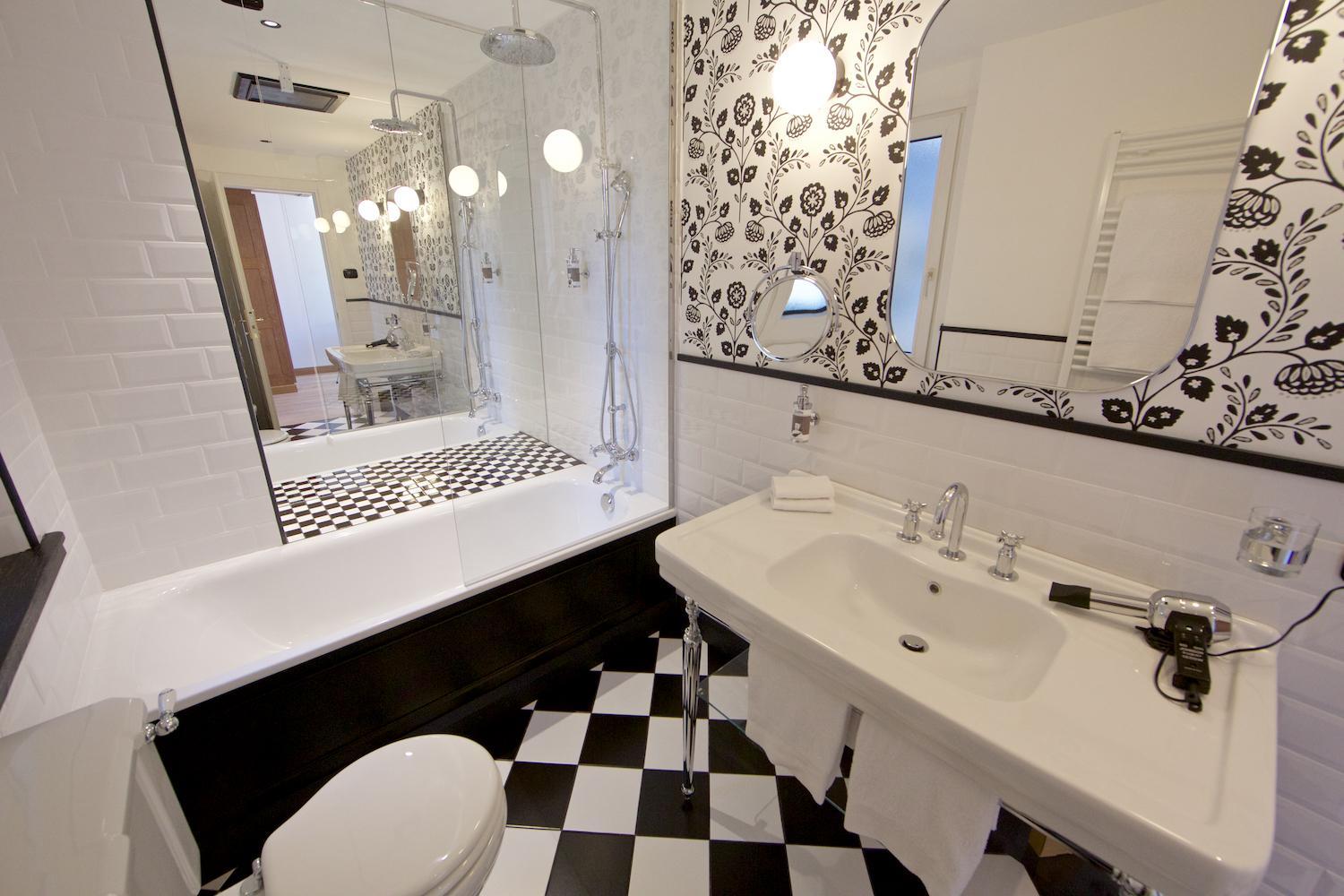 Junior Suite - Photo 14