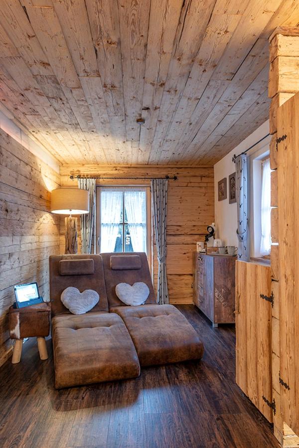 Junior Suite with Terrace - Photo 3