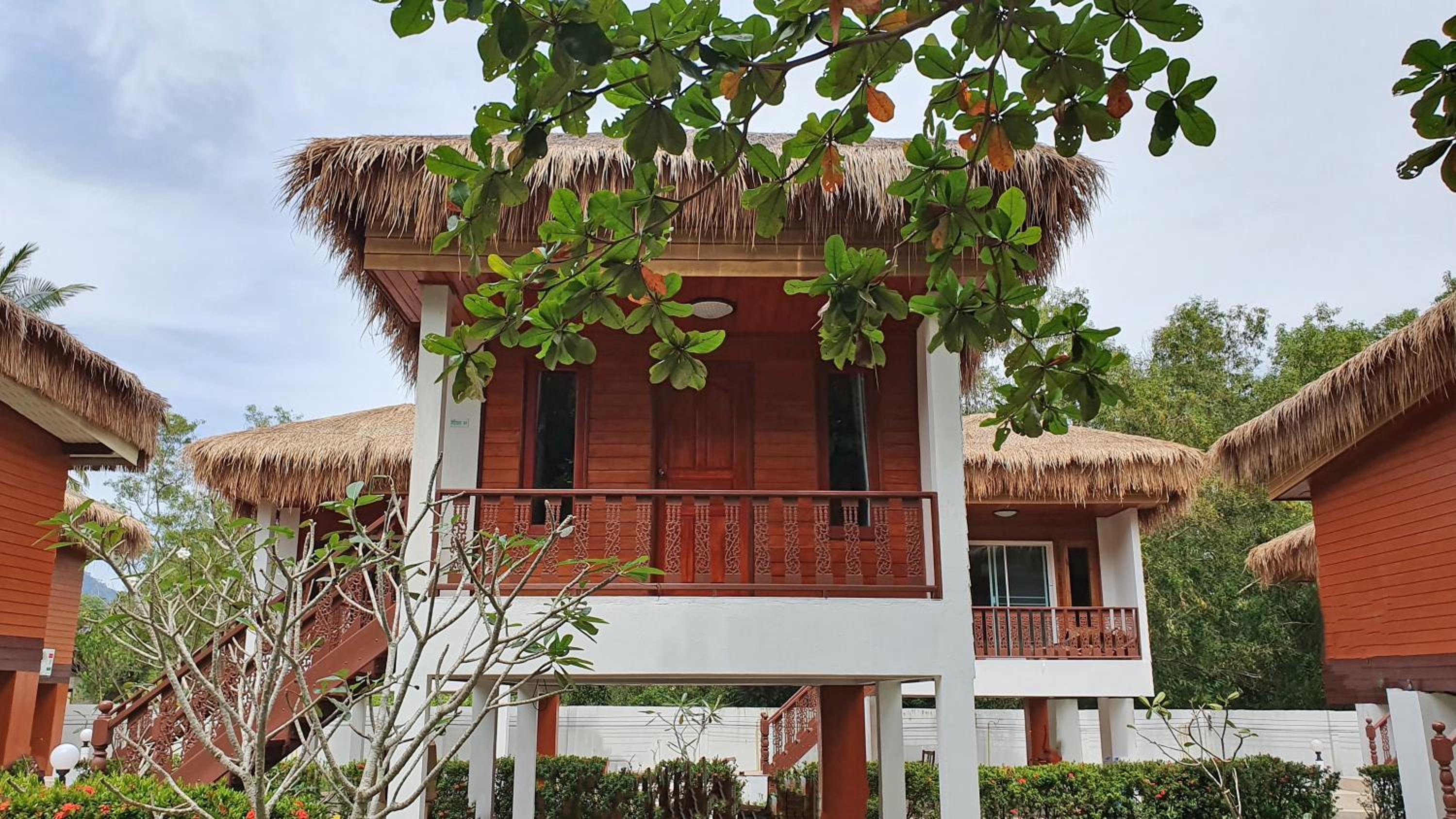 Bungalow with Fan - Photo 6