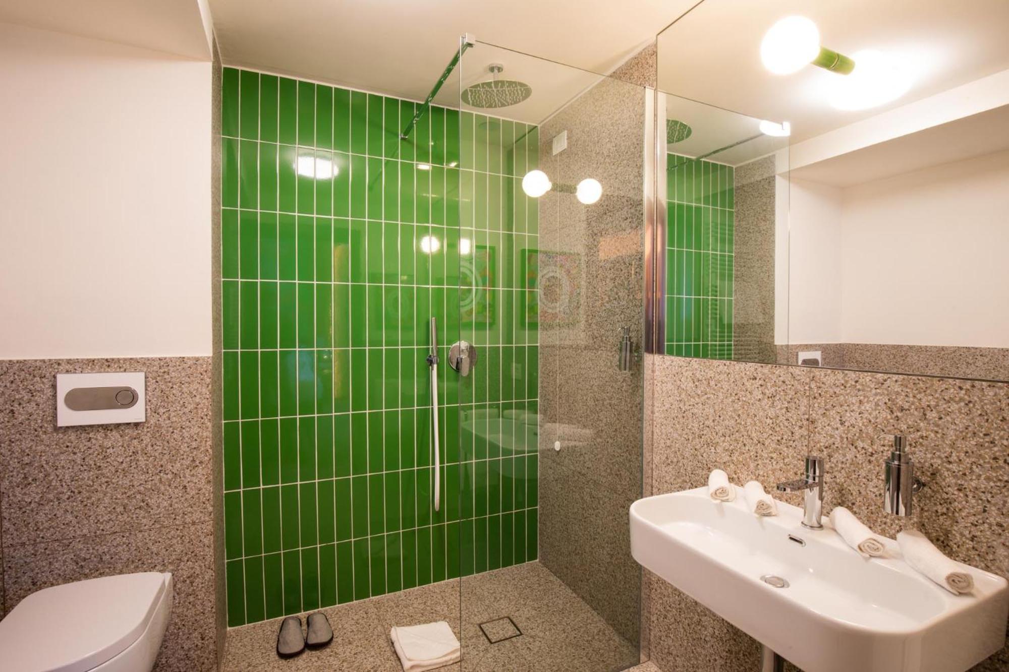 Standard Quadruple Room - Photo 3