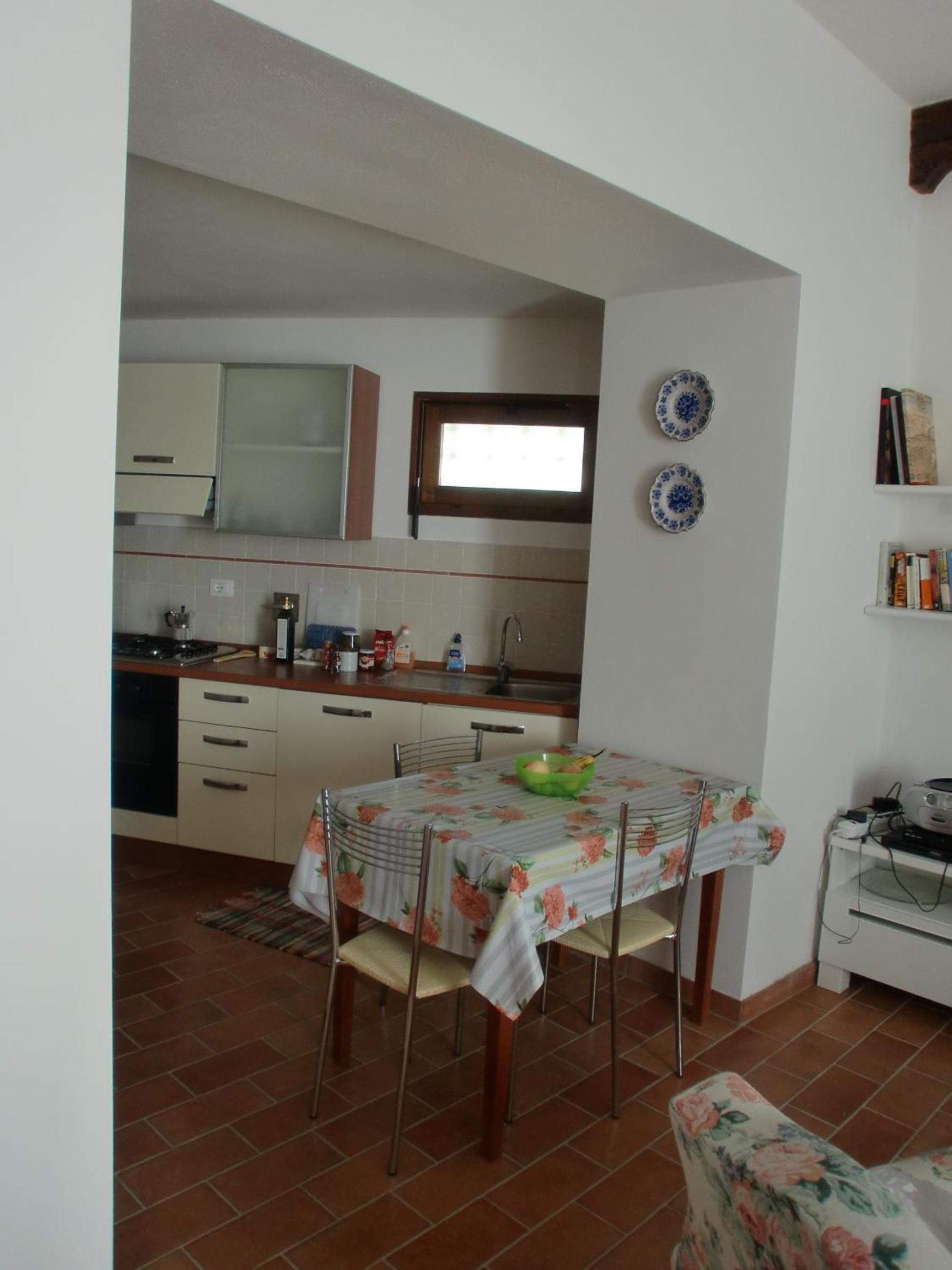 Studio Apartment photo 3