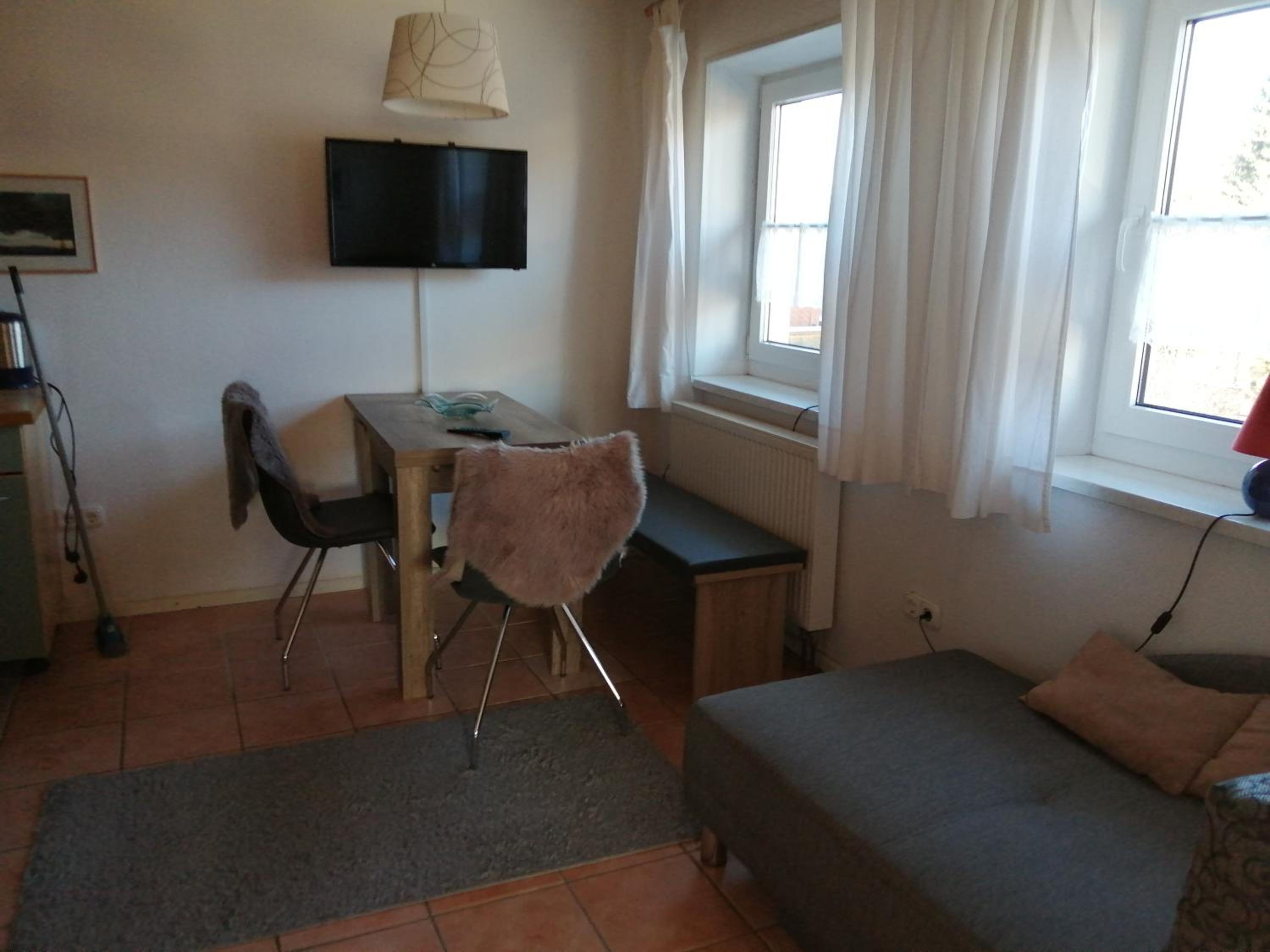 One-Bedroom Apartment photo 3