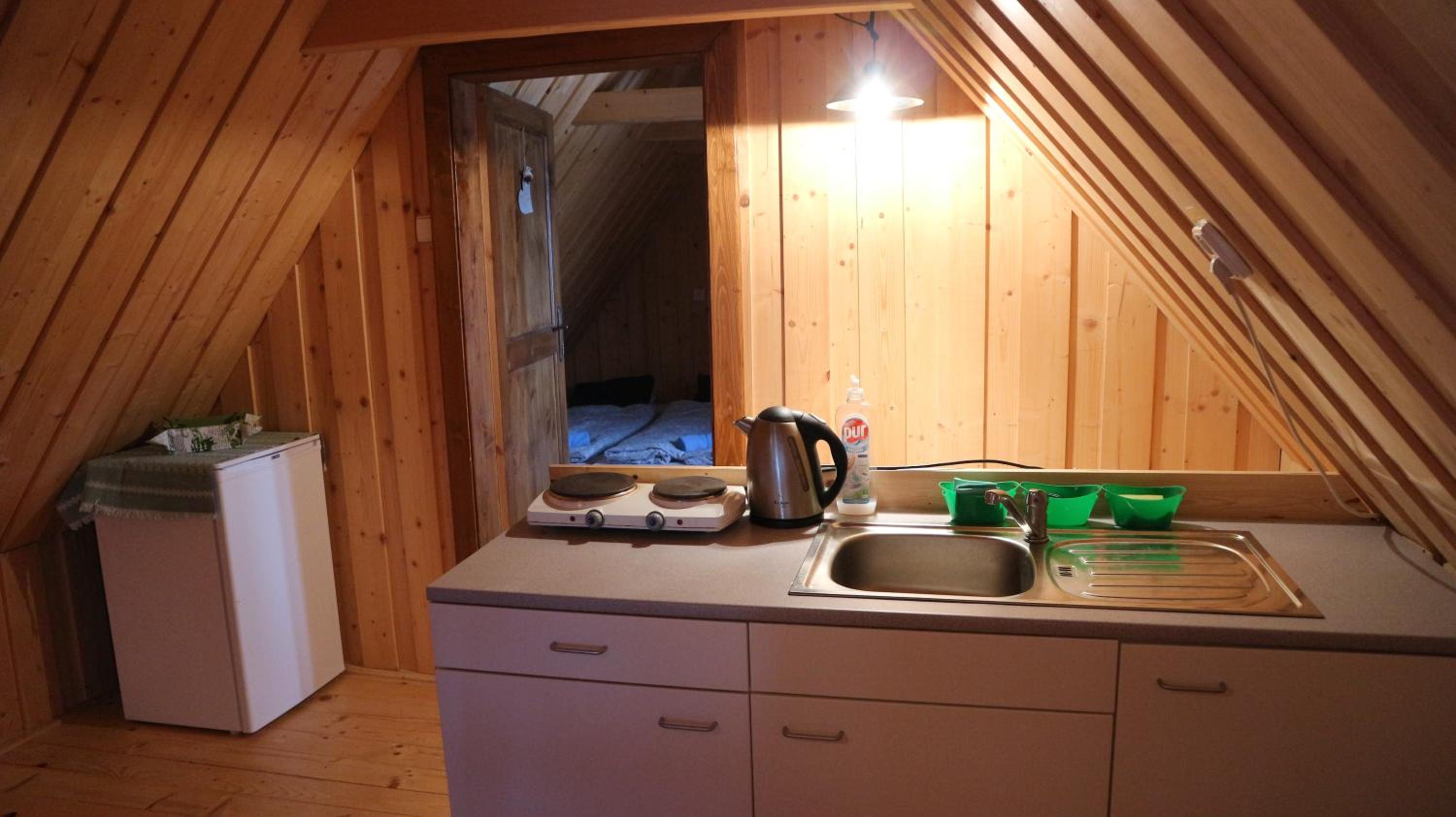 Two-Bedroom House - Photo 2