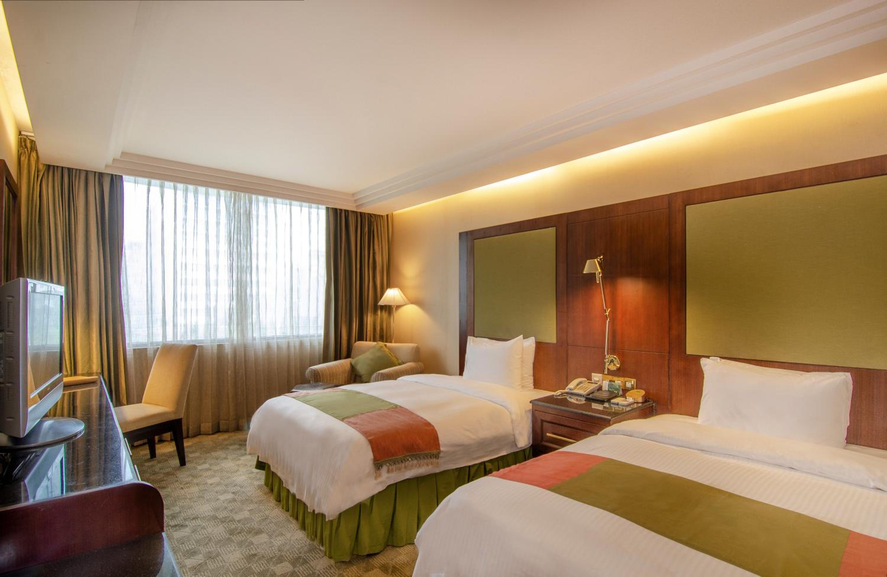 Deluxe Twin Room - Photo 5