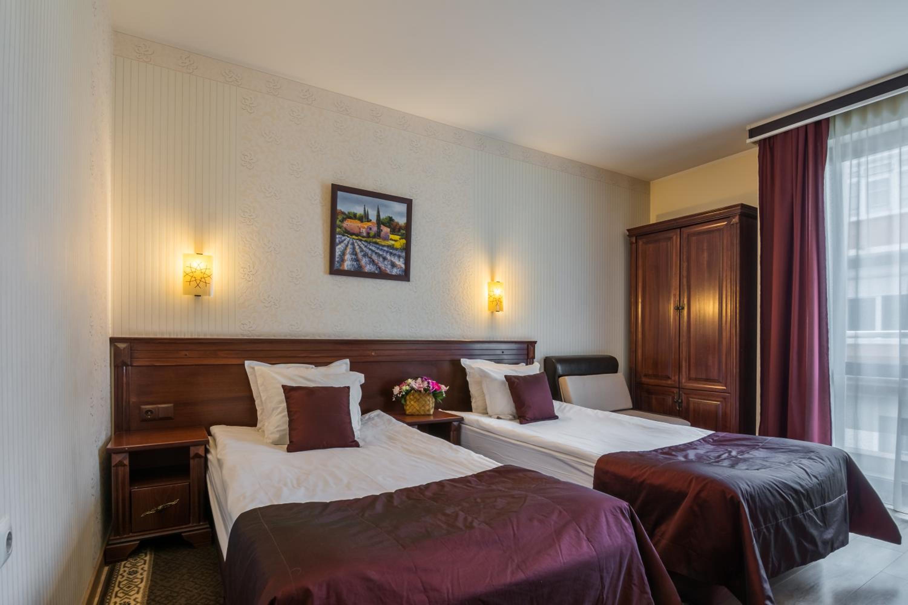 Deluxe Room photo 2