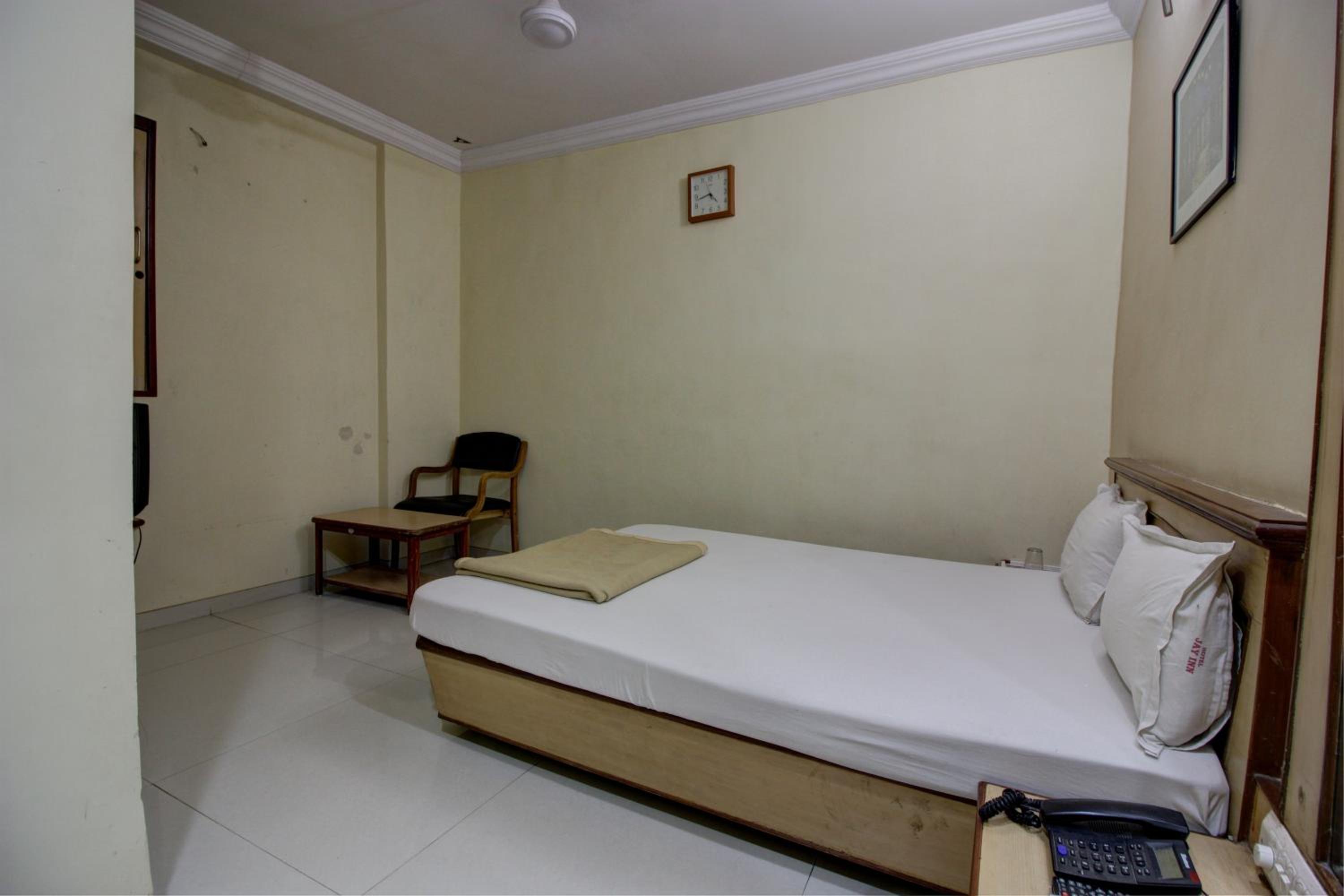 Economy Single Room - Indian nationals only  photo 3