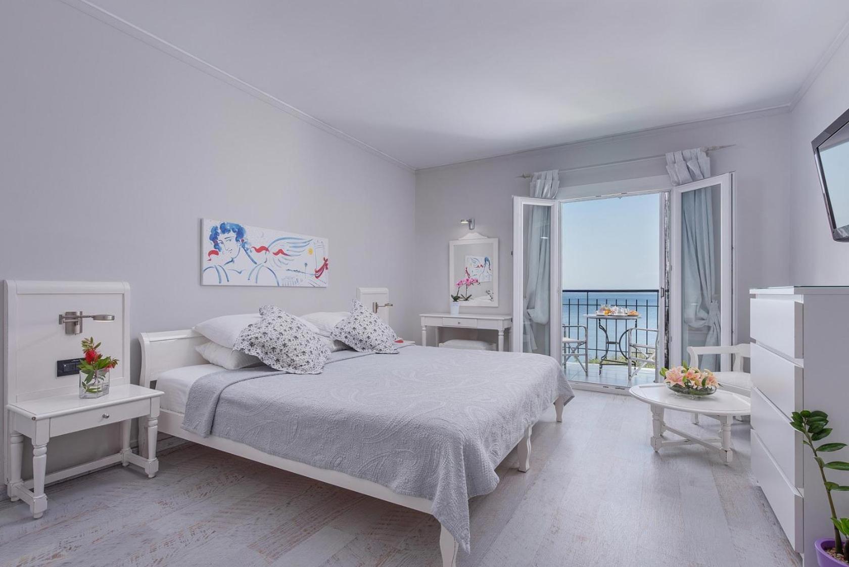 Twin or Double Room Panoramic Full Sea View - Photo 1