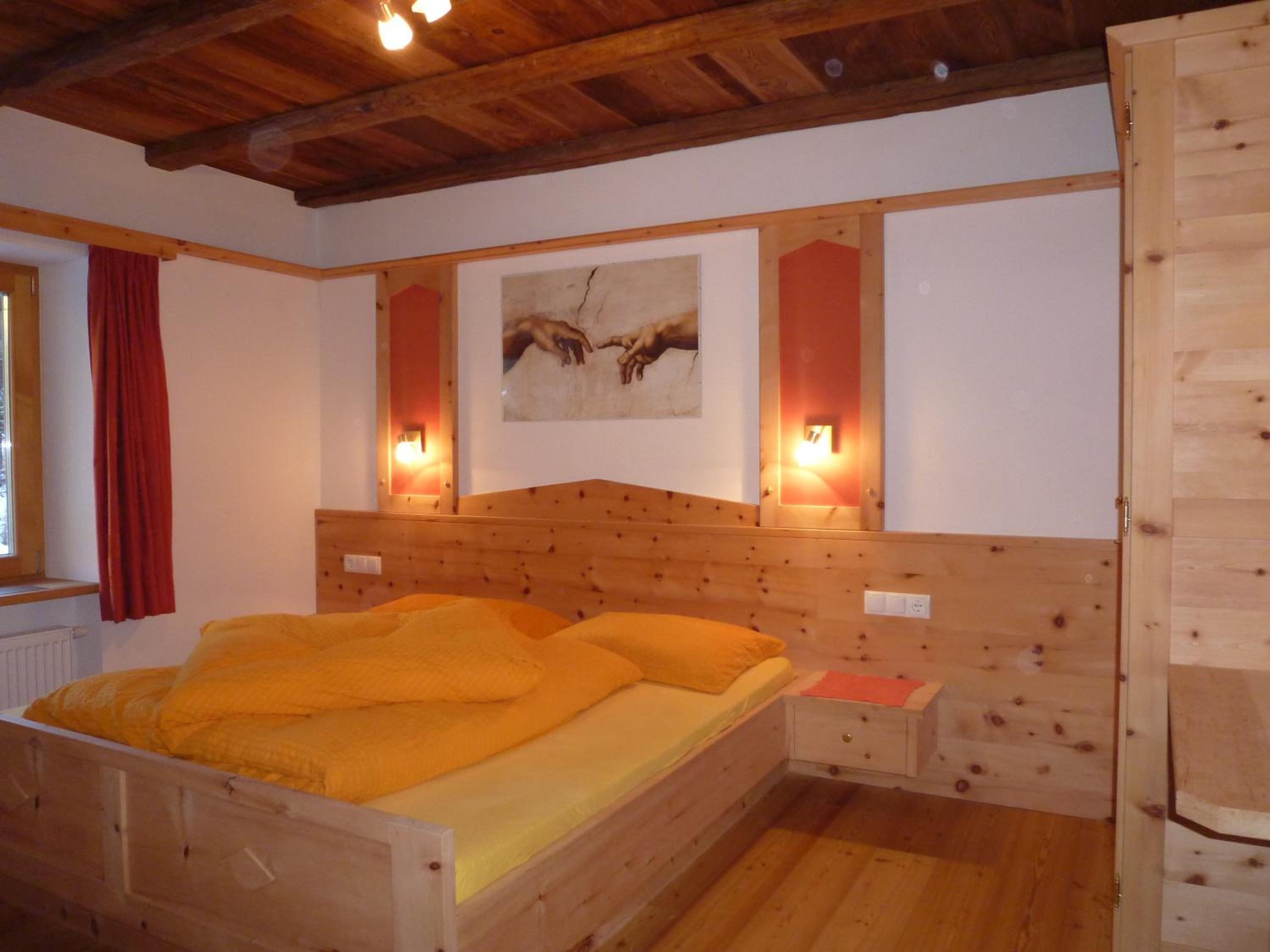 Two-Bedroom Apartment (5 Adults)