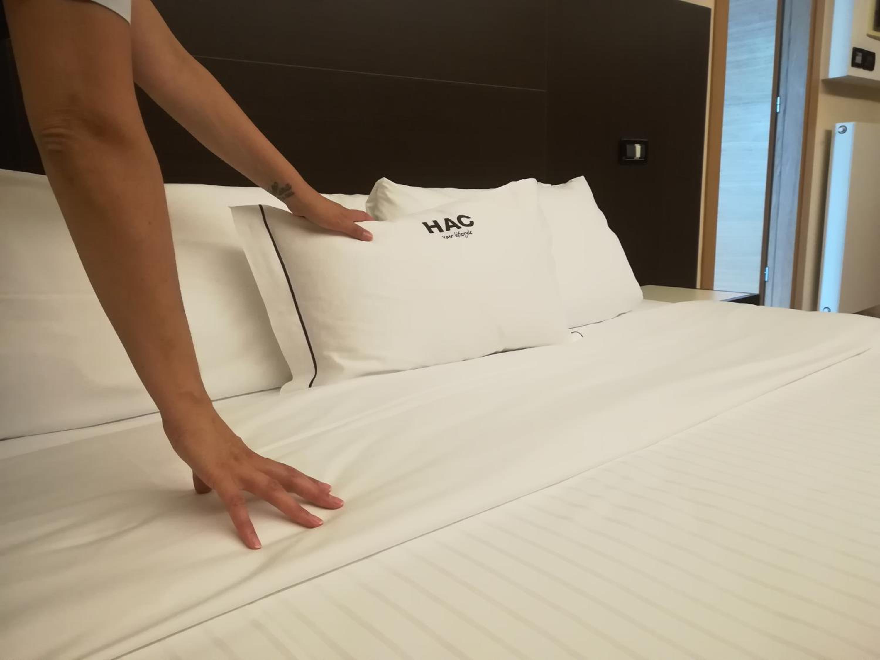 Double or Twin Room - Photo 2