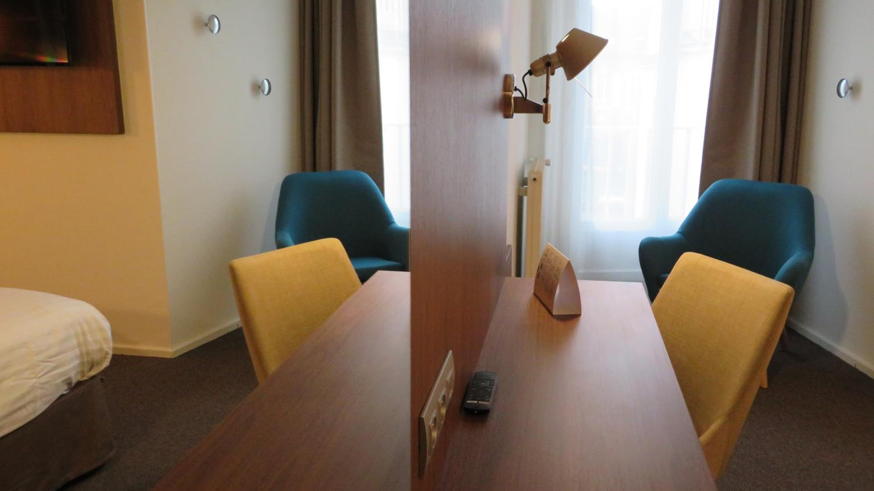 Double Room - Photo 5