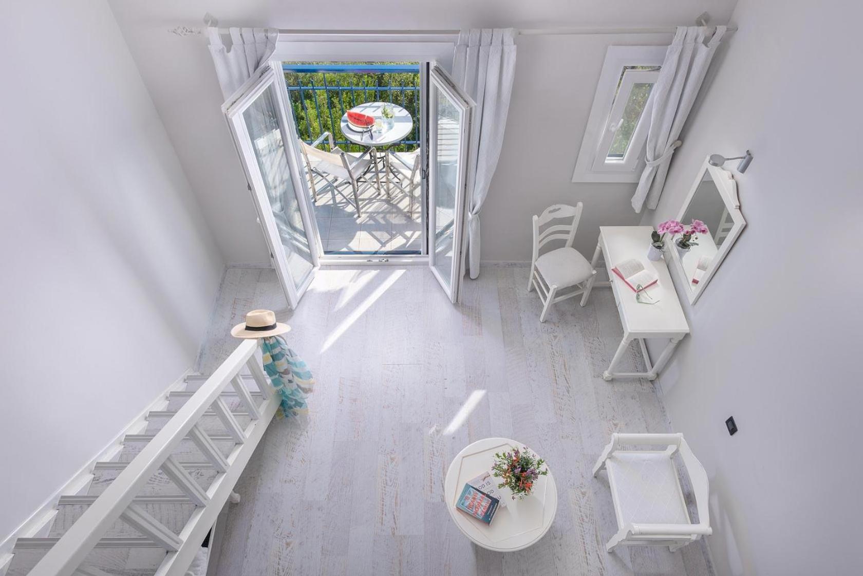 Panoramic Full Sea View Maisonette - Photo 8