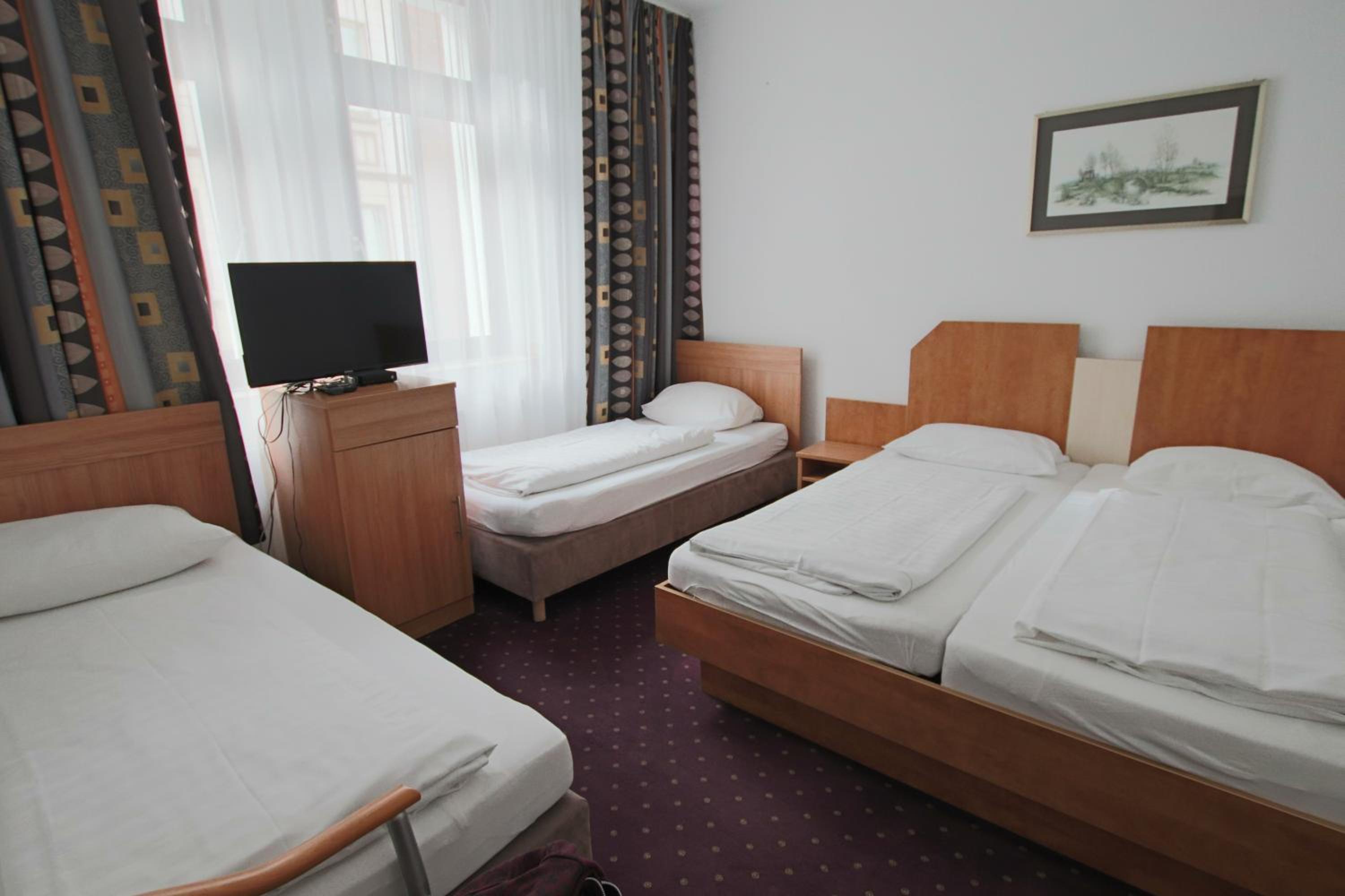 Standard Family Room - Photo 1