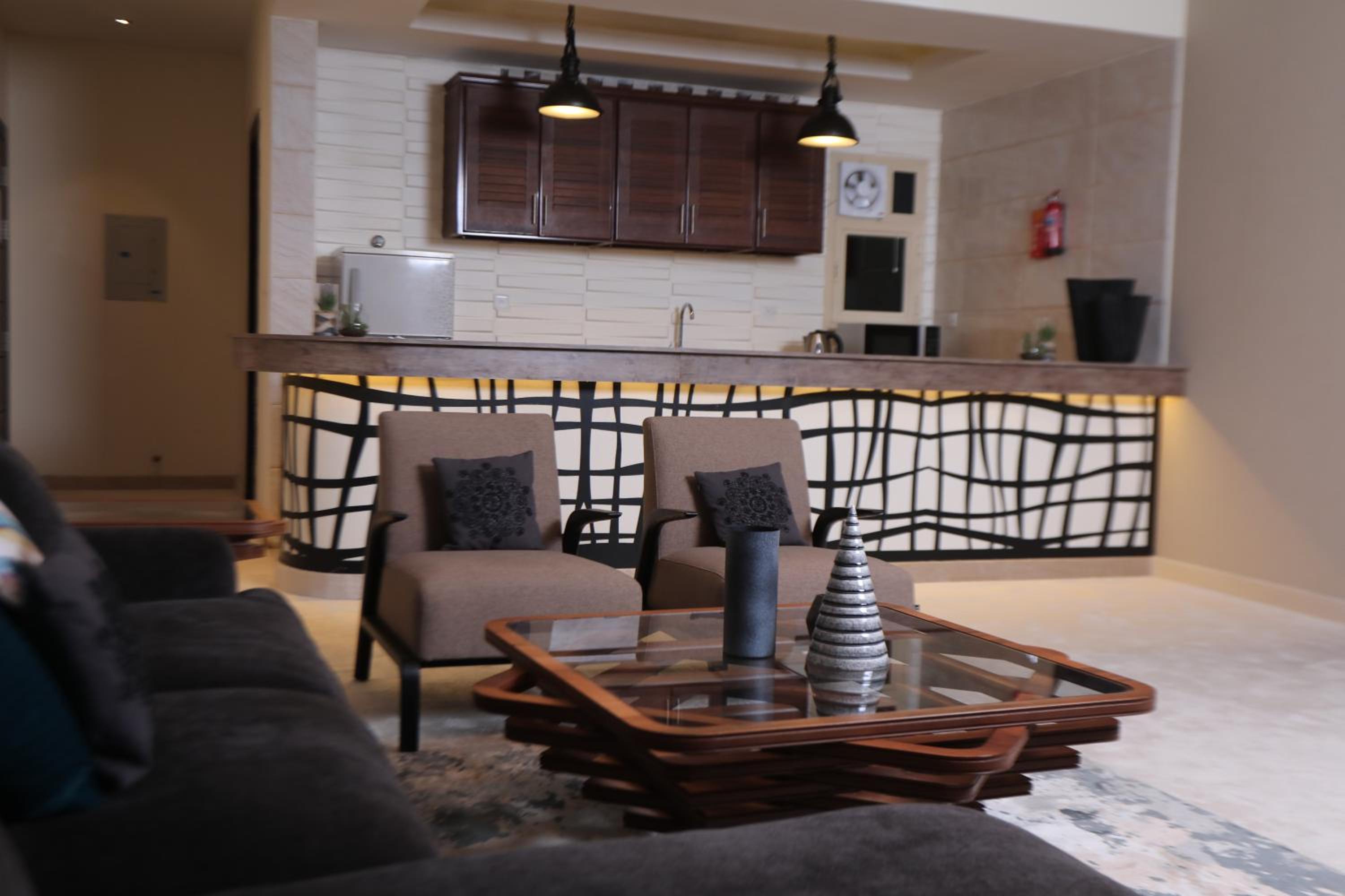 Deluxe One-Bedroom Apartment