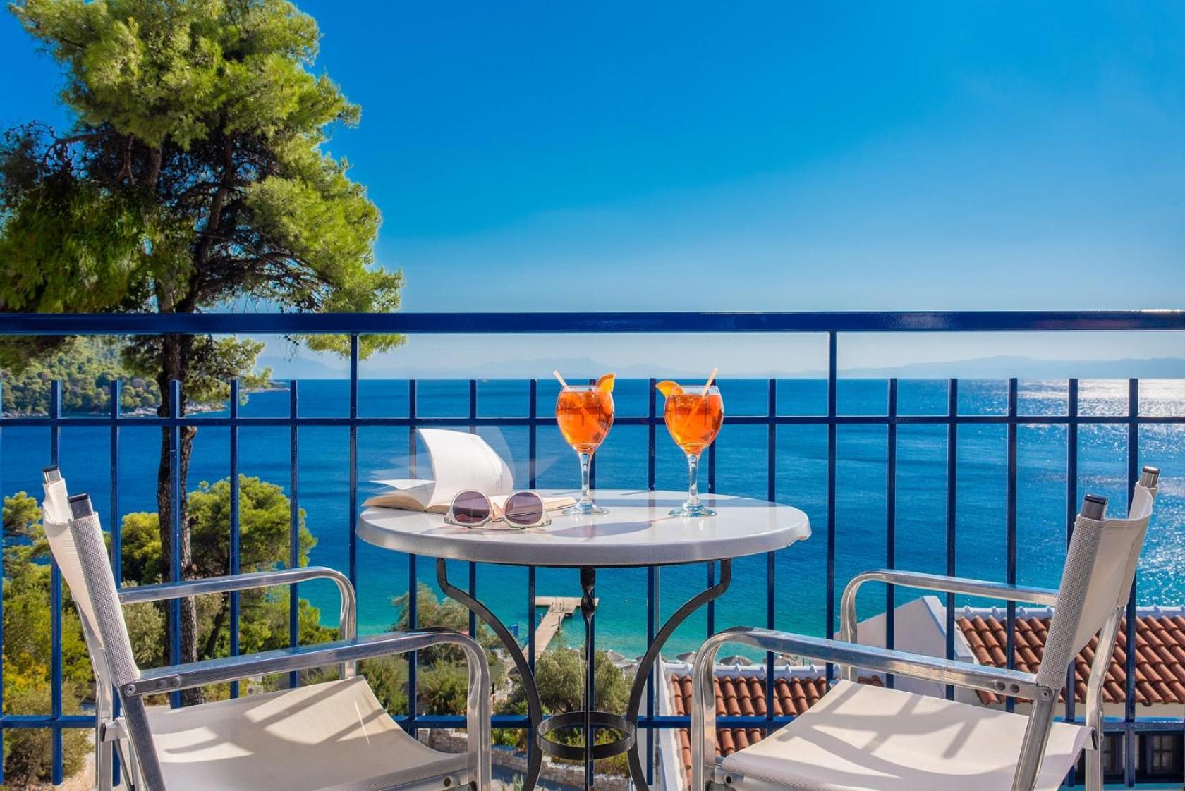 Sea View Maisonette - Photo 12