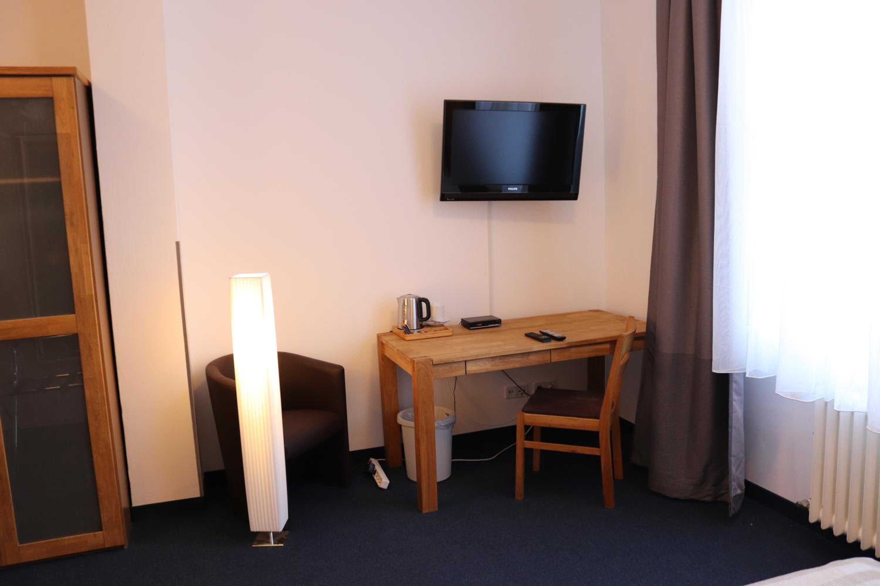 Double Room with Private Bathroom photo 1