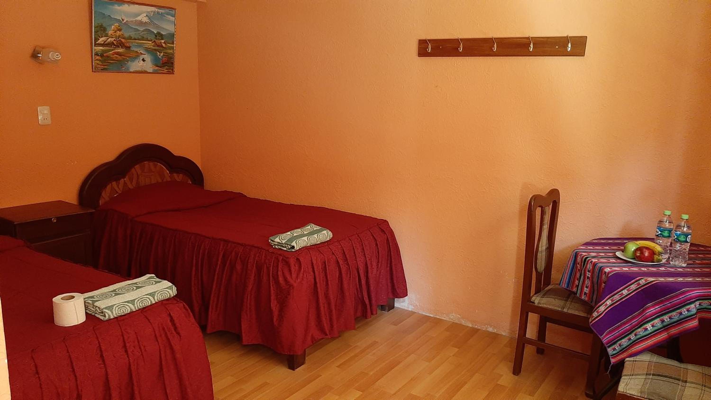 Twin Room with Private Bathroom photo 2