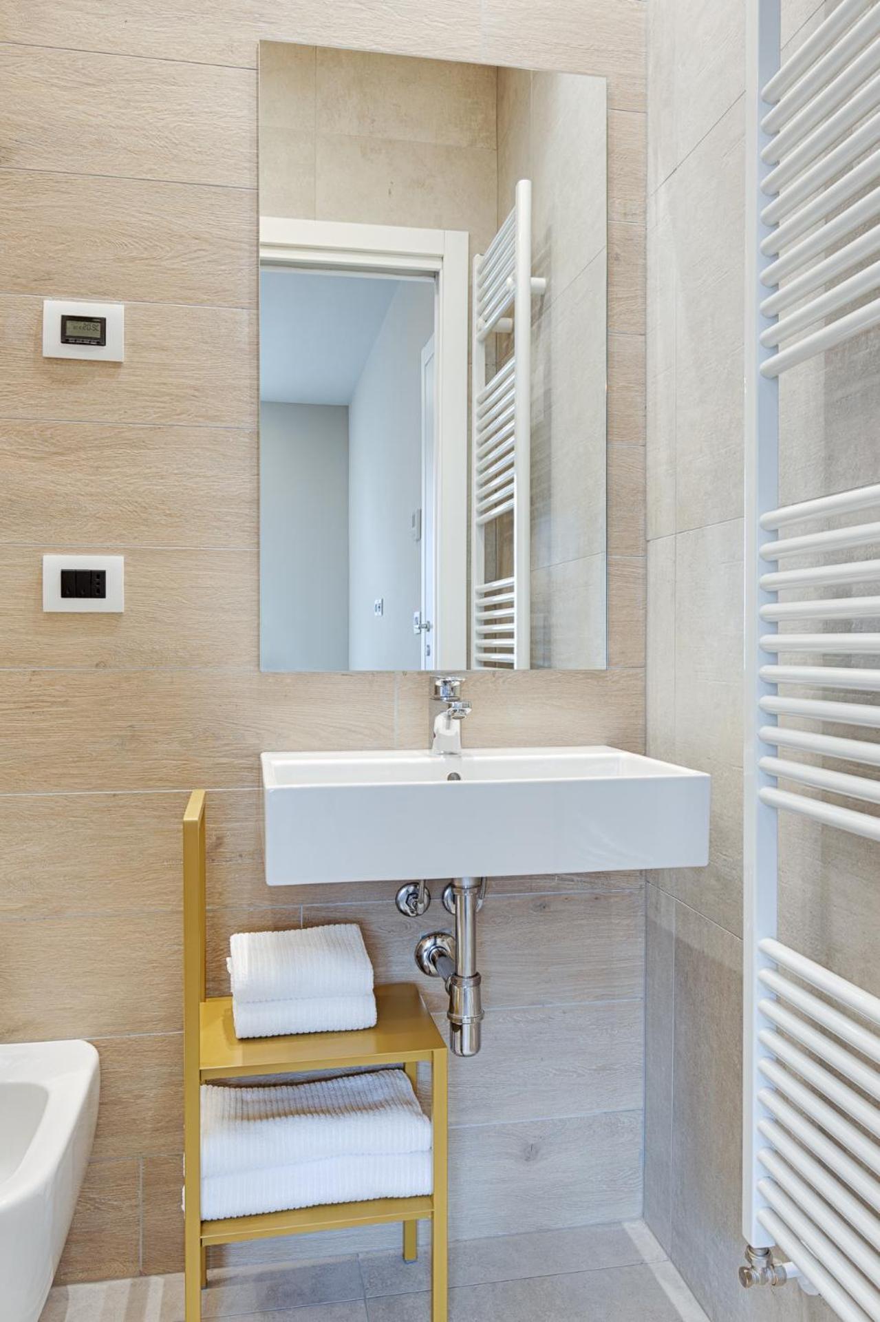 Two-Bedroom Apartment with Terrace photo 2