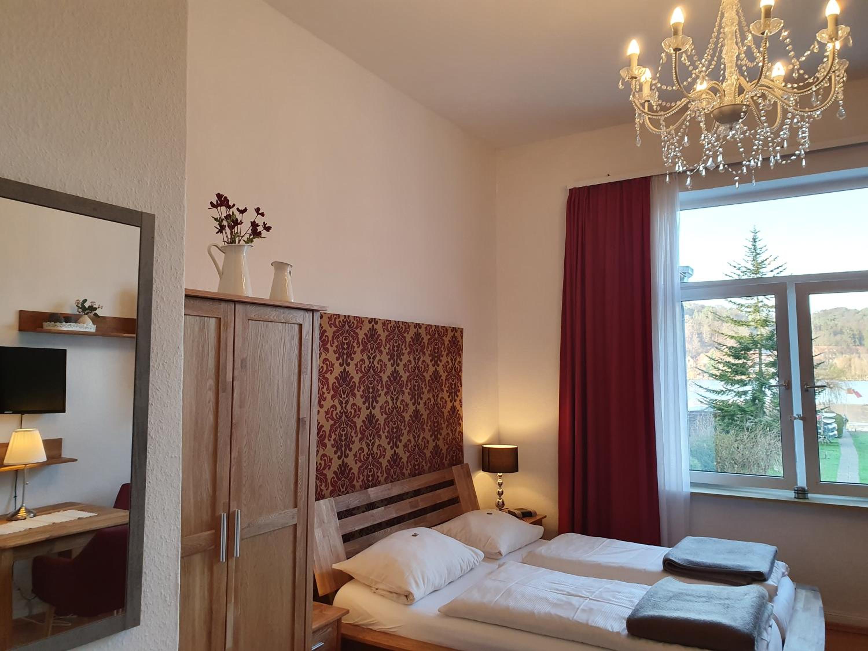Double Room with Lake View