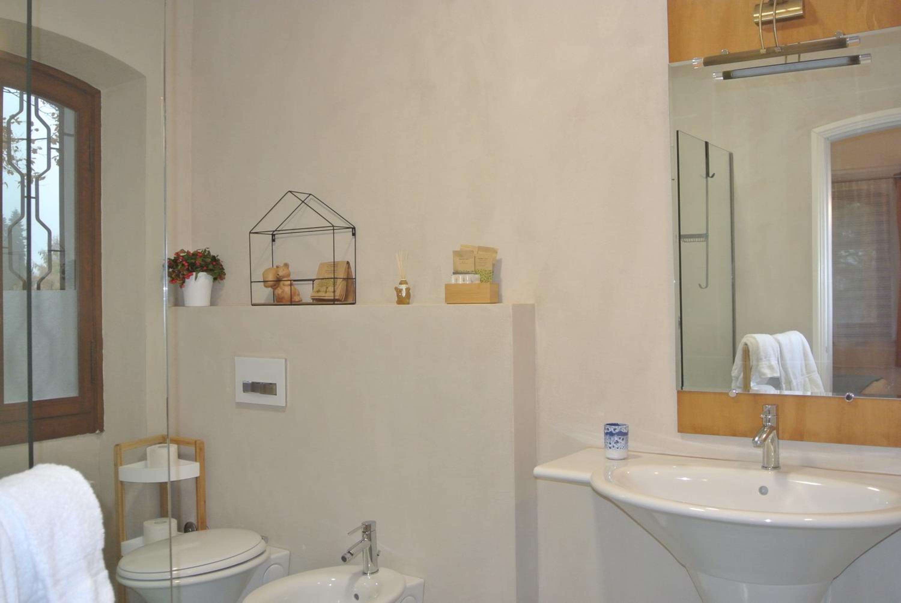 Family Room - Photo 8