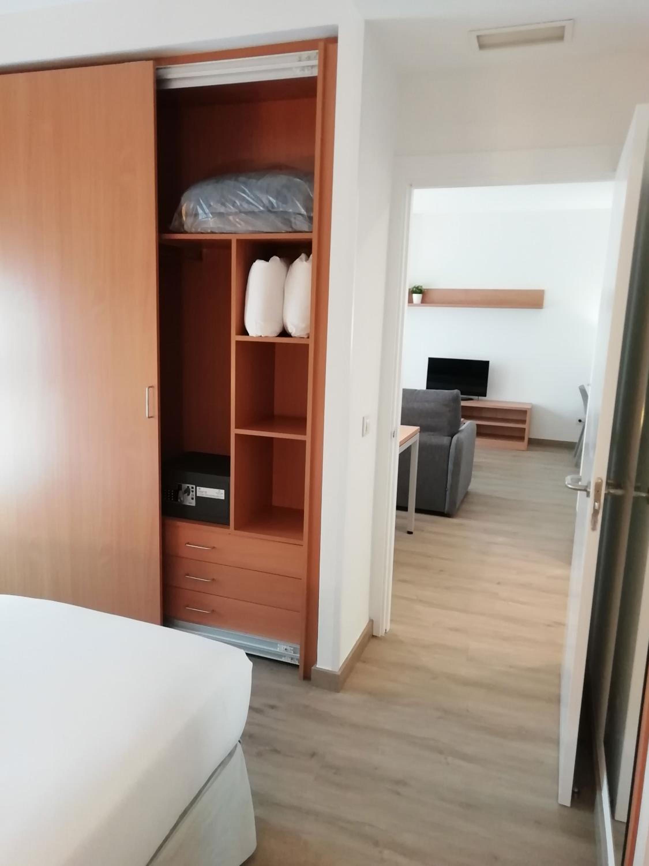 One-Bedroom Apartment (2 - 4 Adults)