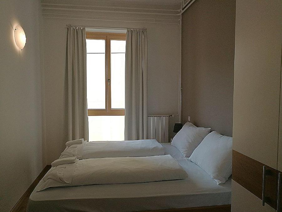 Standard Suite - Photo 1