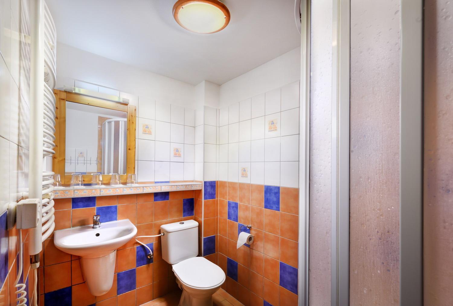 One-Bedroom Apartment with free Water park access  - Photo 5