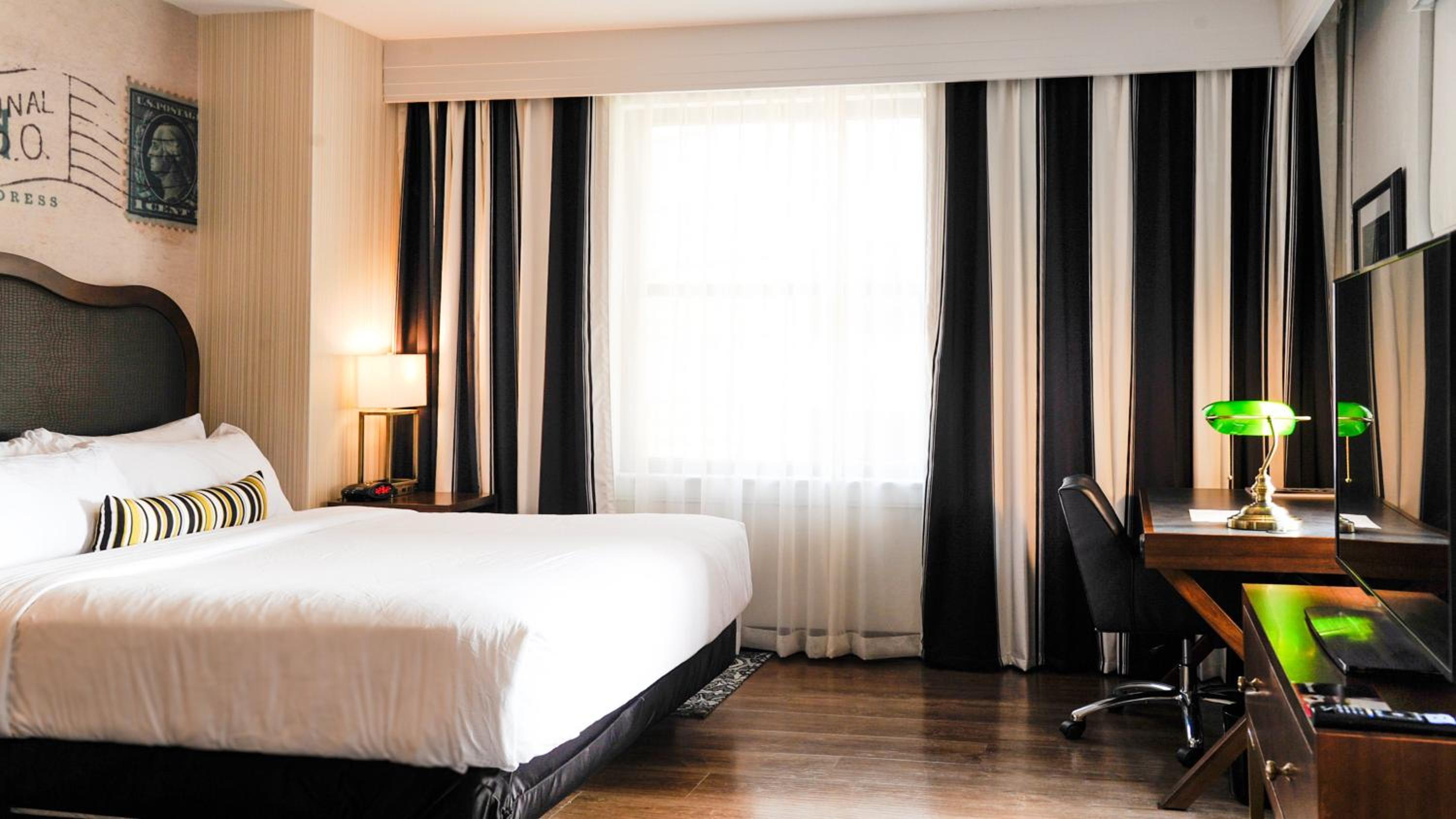 Standard King Room