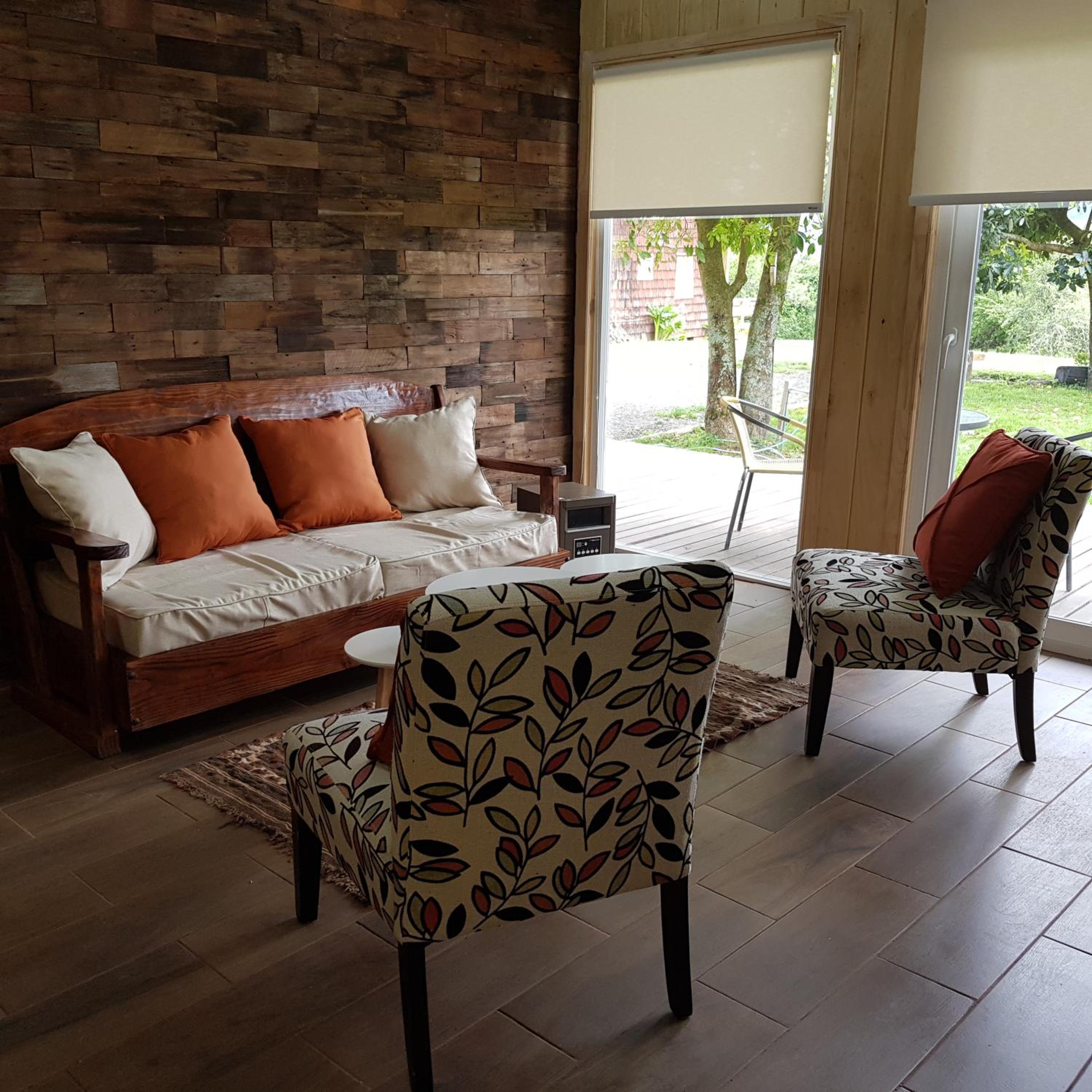 Three-Bedroom Chalet photo 1